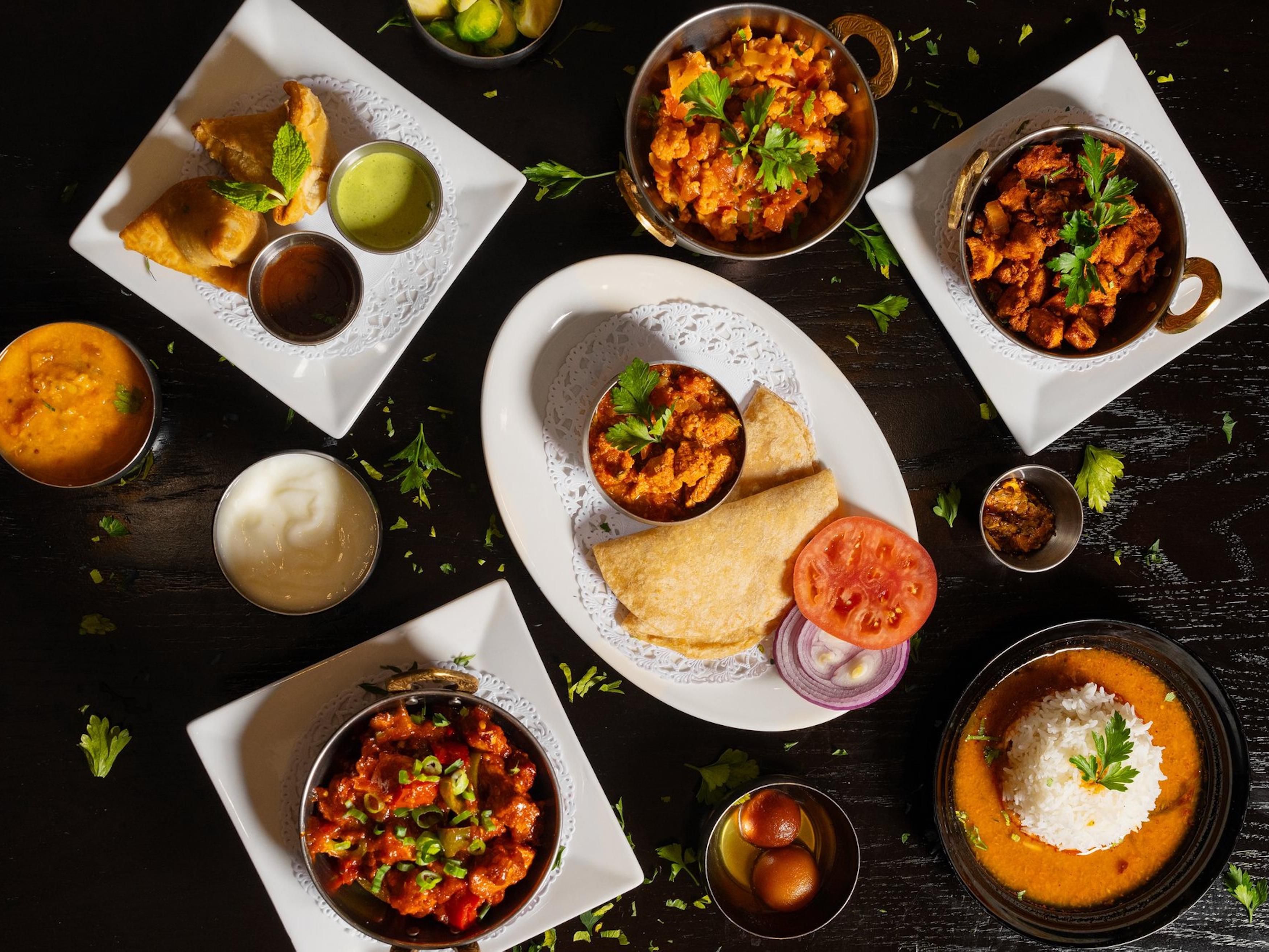 Guests and locals alike are invited to join us for elevated dining at ĀNE, our on-site restaurant serving breakfast, lunch and dinner daily. Or stop by for our midweek happy hour specials. Dining for pick up and to go is available. For special occasions, we offer dedicated space and special services for private dining and events of all kinds.  