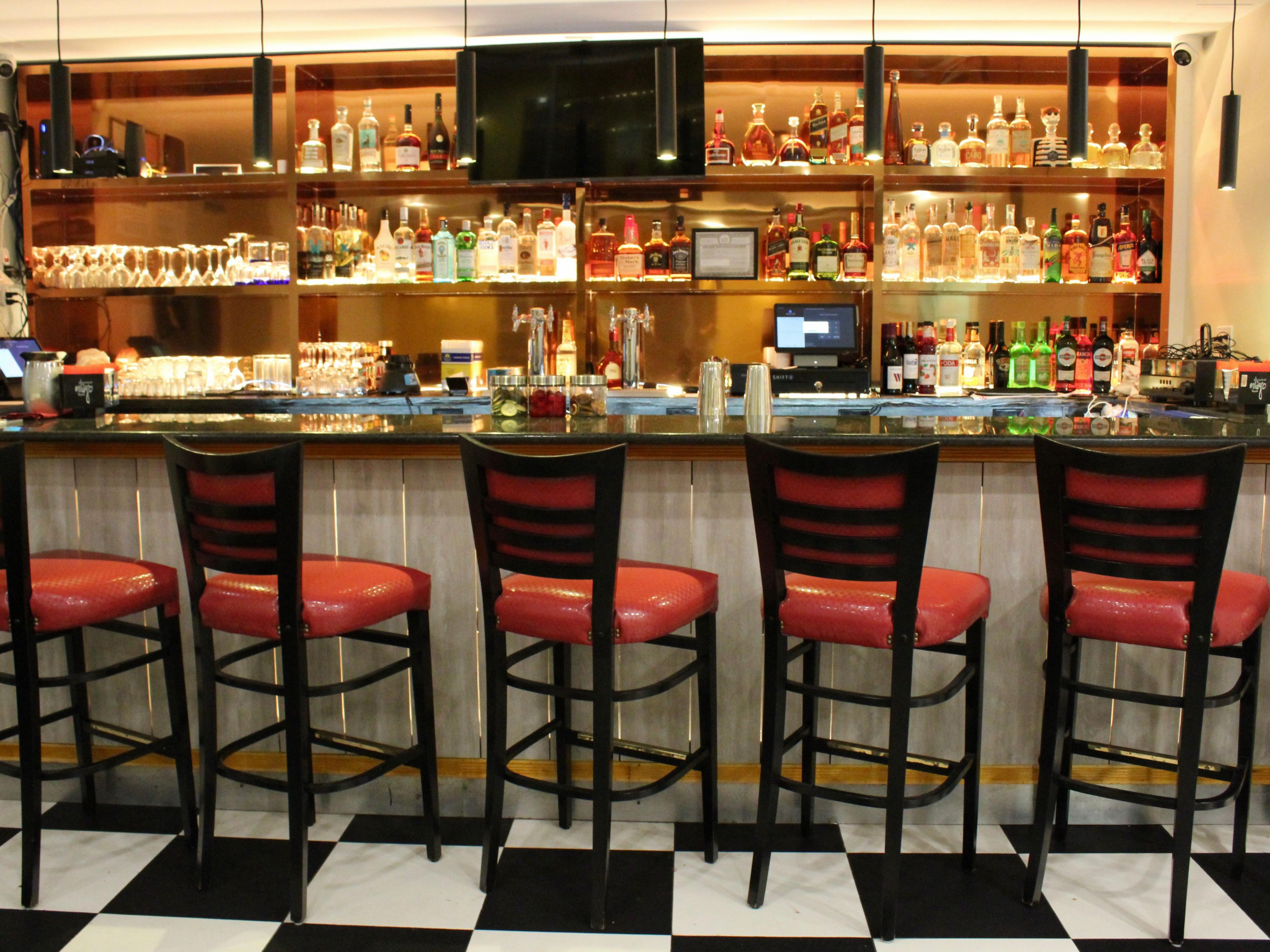 Join us at our brand new on-site restaurant, Cantina Sundown, for delicious Mexican dishes and handcrafted cocktails!