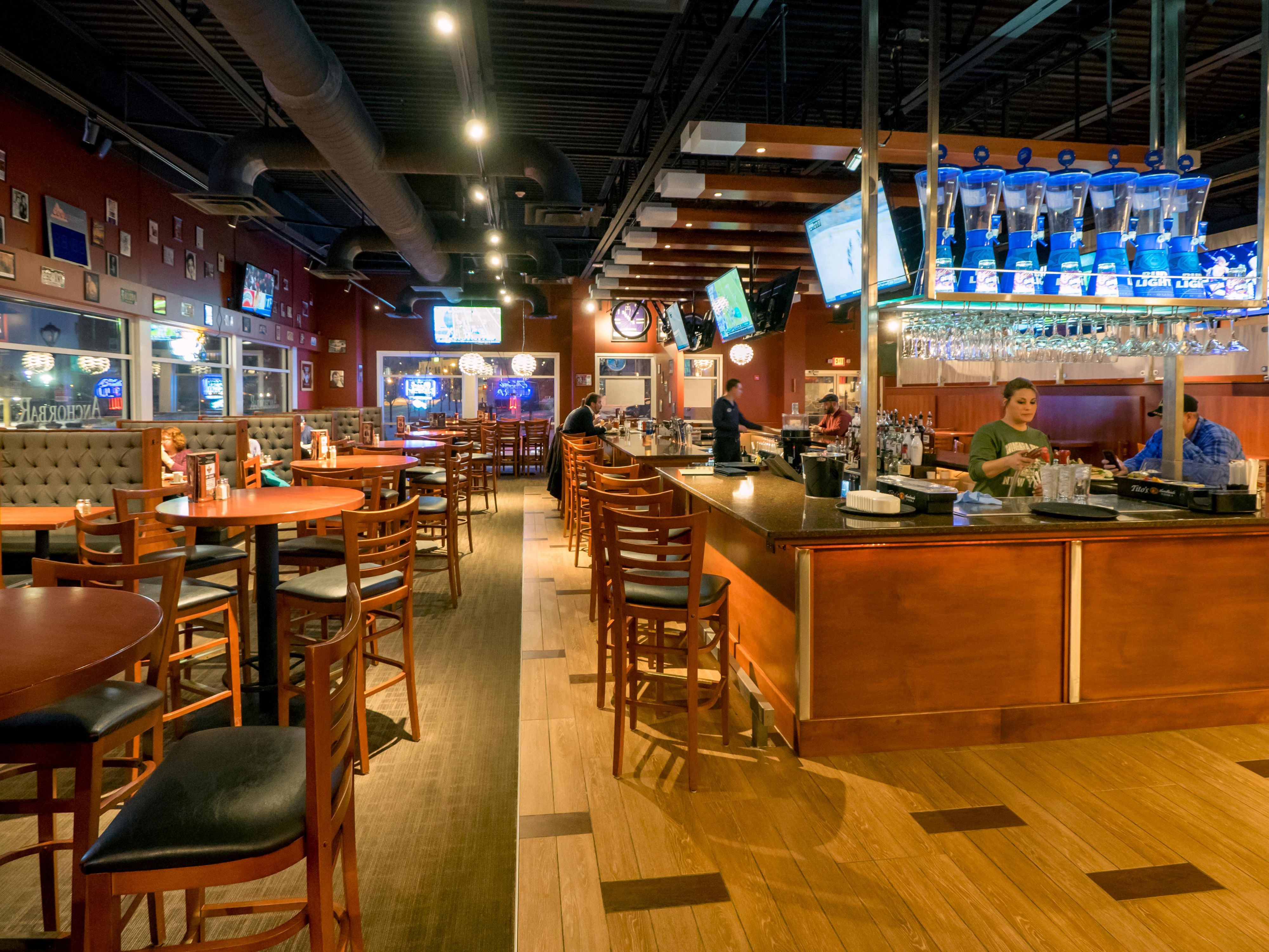 We feature The Anchor Bar - Home of the original Buffalo chicken wing! We serve breakfast, lunch, dinner, and room service from 6:30am - 9:00pm daily. Come and try the original chicken wing recipe invented in Buffalo, NY in 1964!  