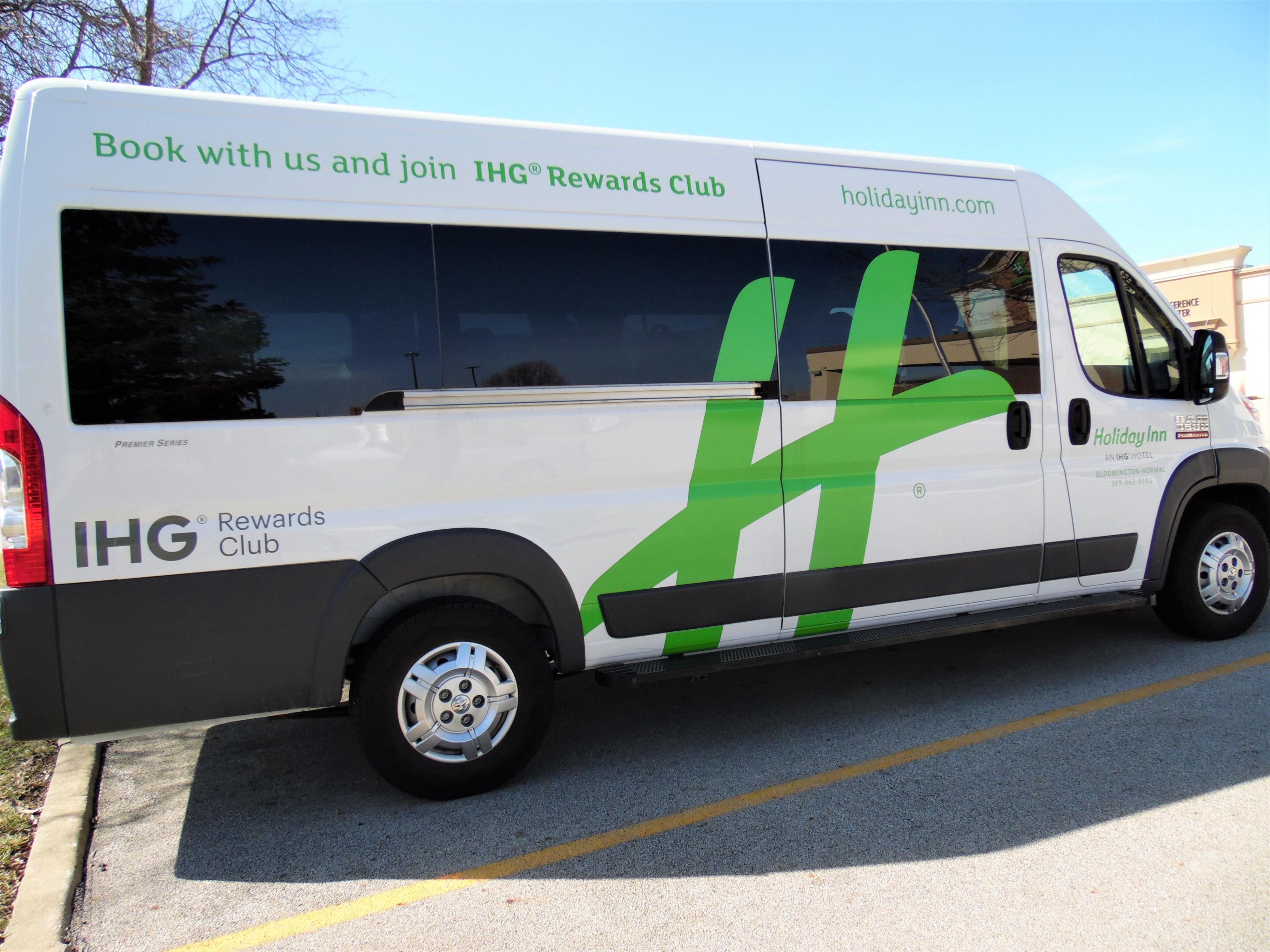 Our friendly drivers are ready to take you to where you need to be! Enjoy our complimentary shuttle service, serving all points within a 5-mile radius of hotel. 

Service is available 8:00am - 9:00pm and advance reservations are required. Please call to reserve your time 24 hours in advance.