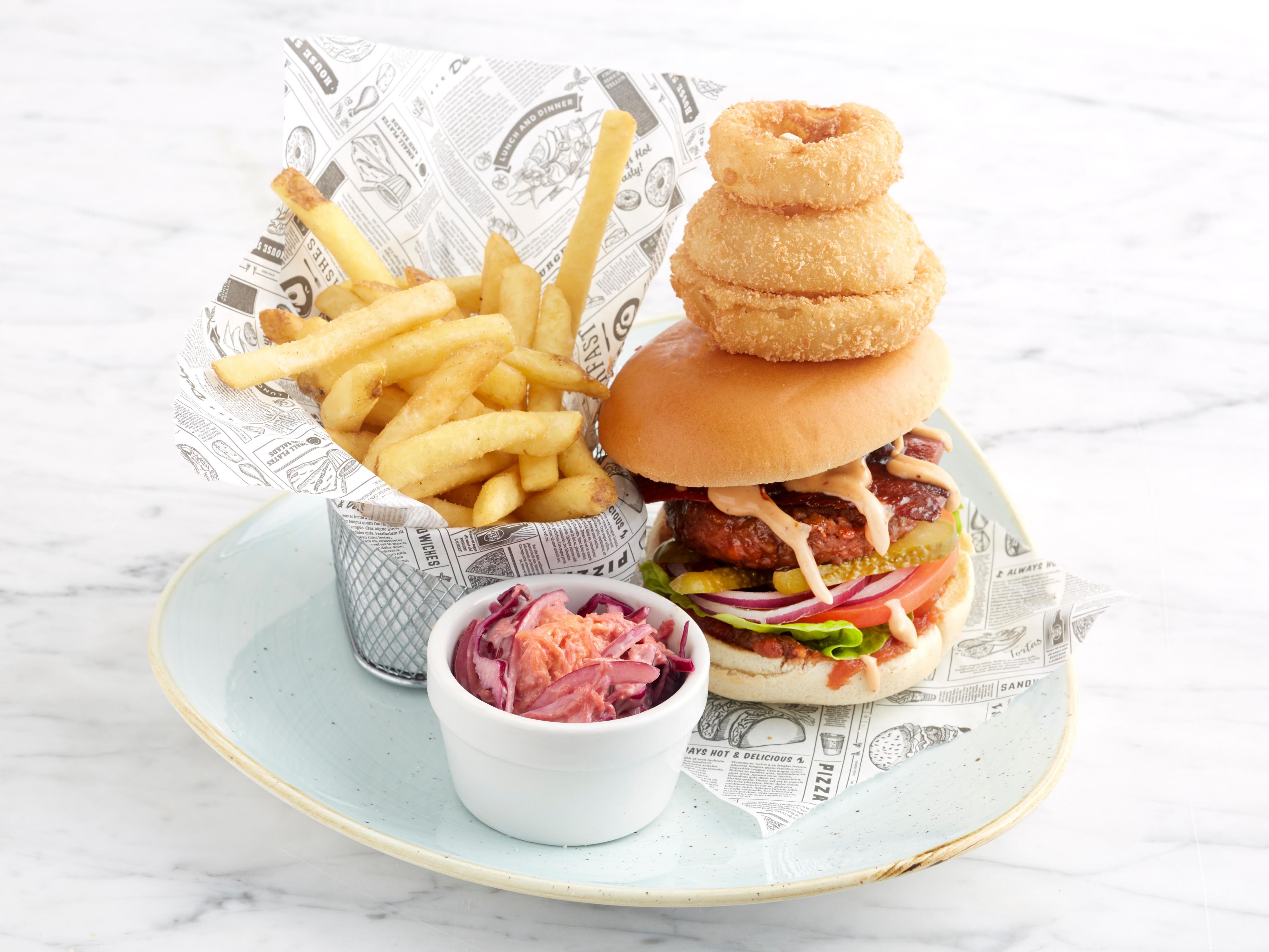 Our hotel has a range of food and drink options for our guests to enjoy. Our lounge and bar areas are open throughout the day and offer a relaxing place to grab a drink, a hearty meal or a light bite. 