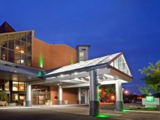 Holiday Inn Oakville (Centre) in Burlington, Ontario