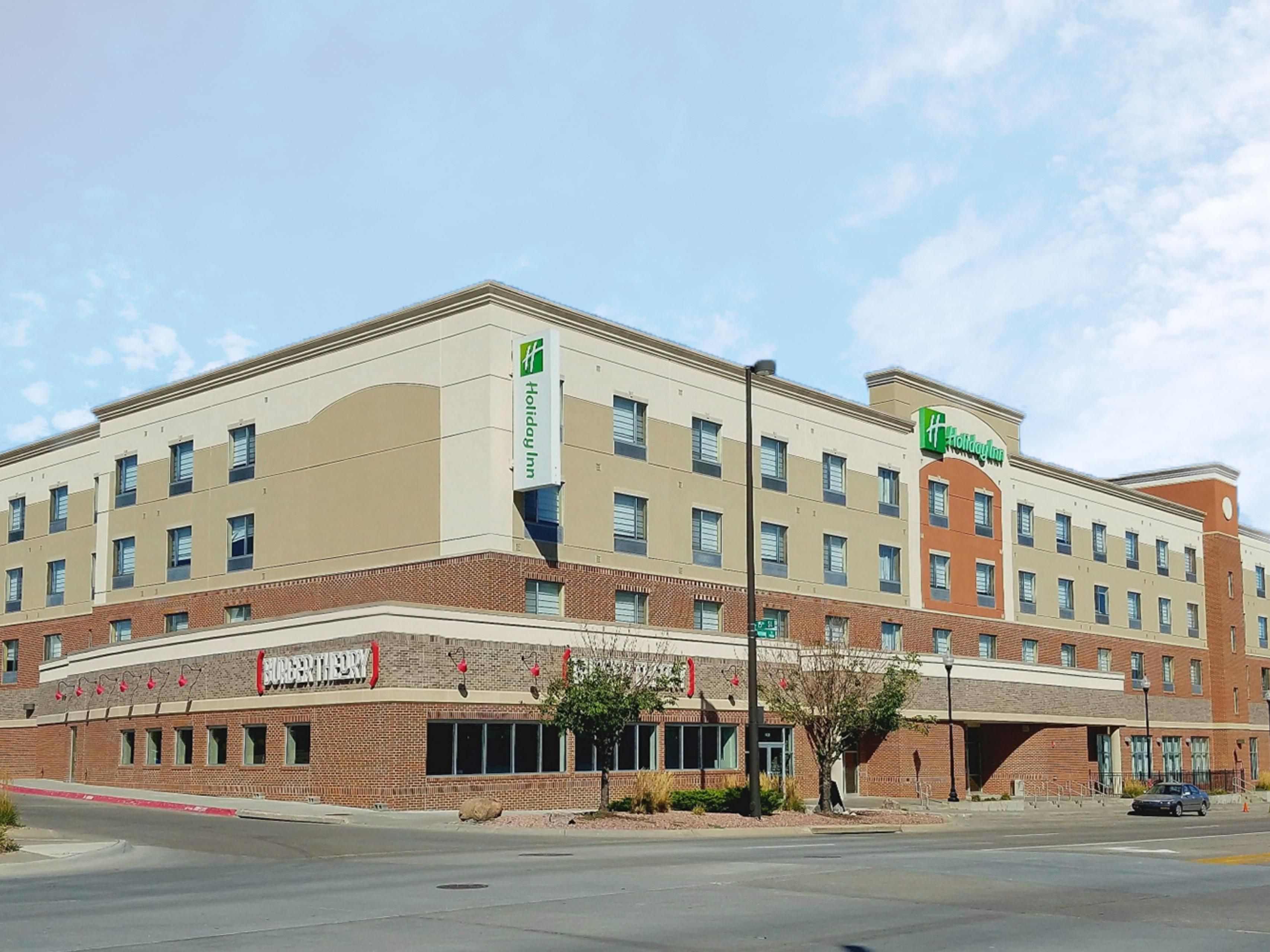 Welcome to Holiday Inn Omaha Downtown - Waterpark!