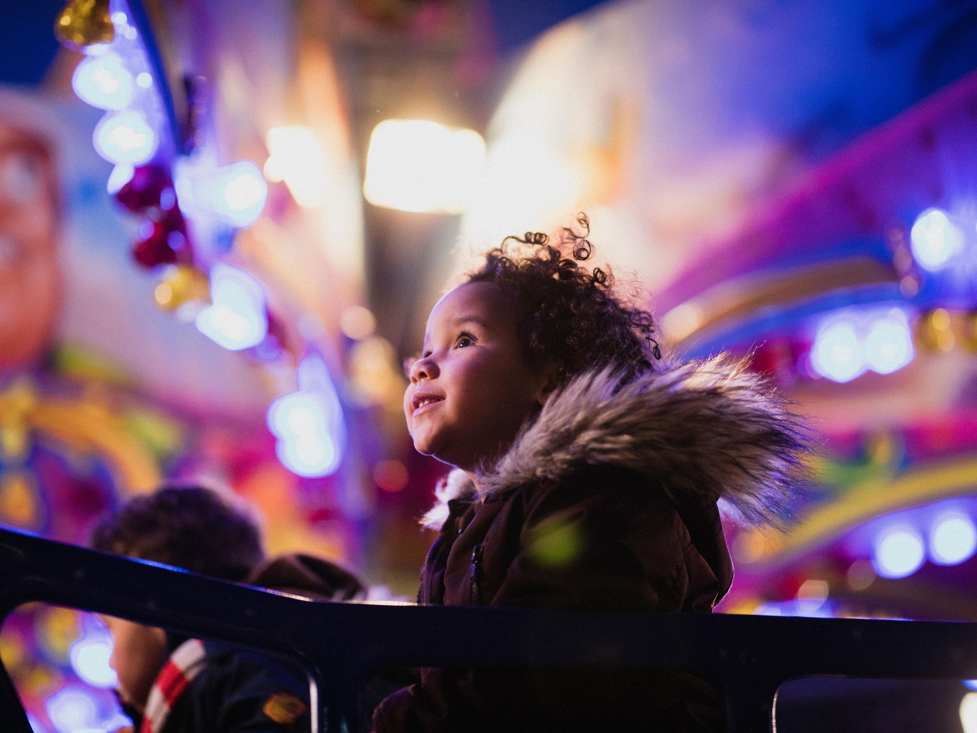 Trade snowflakes for sunshine! Plan your dazzling Holidays at Universal Orlando stay and unwrap every festive event: from Universal’s Holiday Parade to Grinchmas and Christmas in The Wizarding World of Harry Potter! Discover all the magic and book your escape.