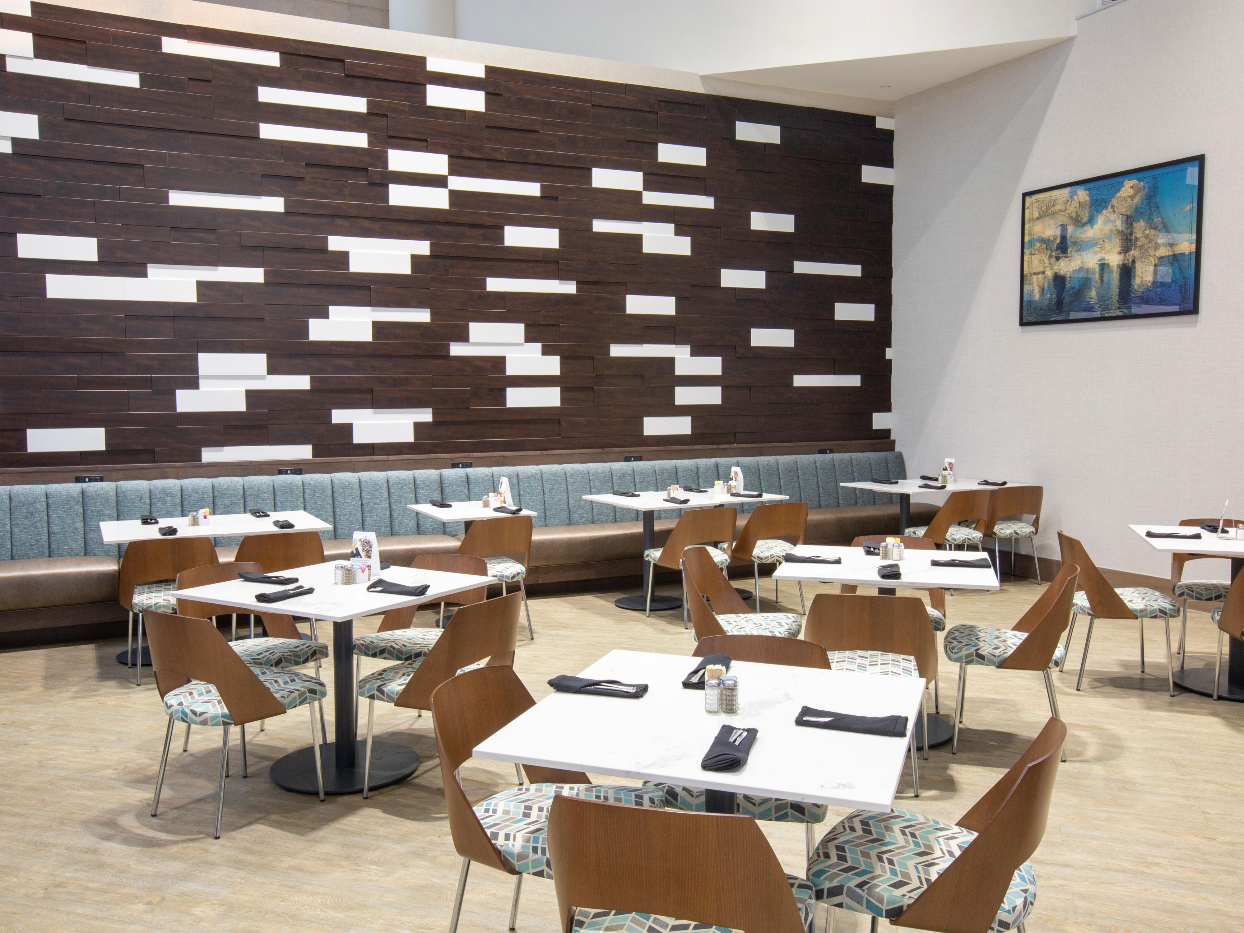 Start your day with our full buffet breakfast at Drift Kitchen where kids 11 and under eat for free with a paying adult. If you are flying out early and want to eat before you go or you are headed to the theme parks, have a great breakfast with our full hot buffet. 