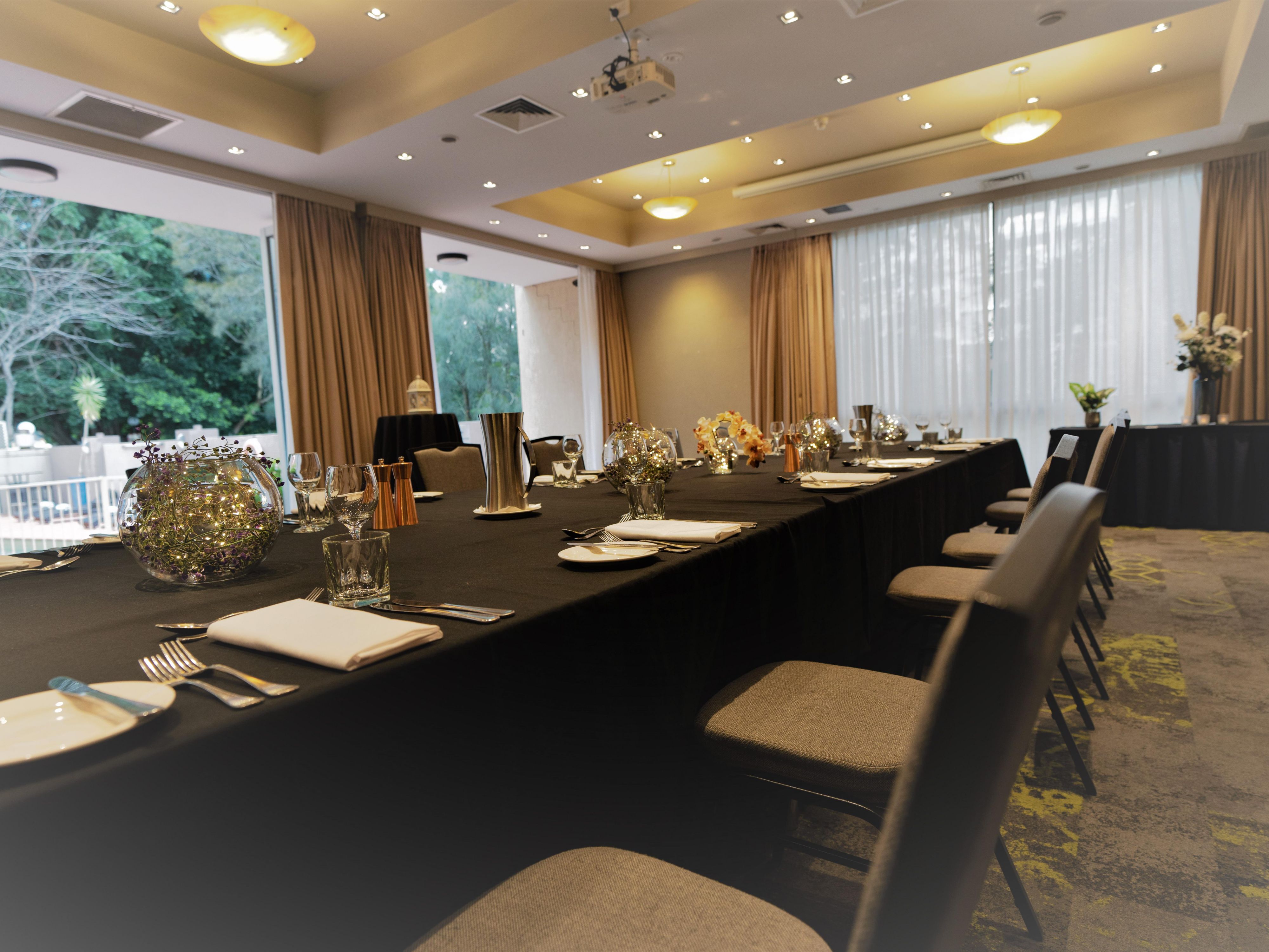 All 7 of our function spaces boast windows that flood the event rooms with natural light during the day to keep you feeling fresh throughout your meeting. 