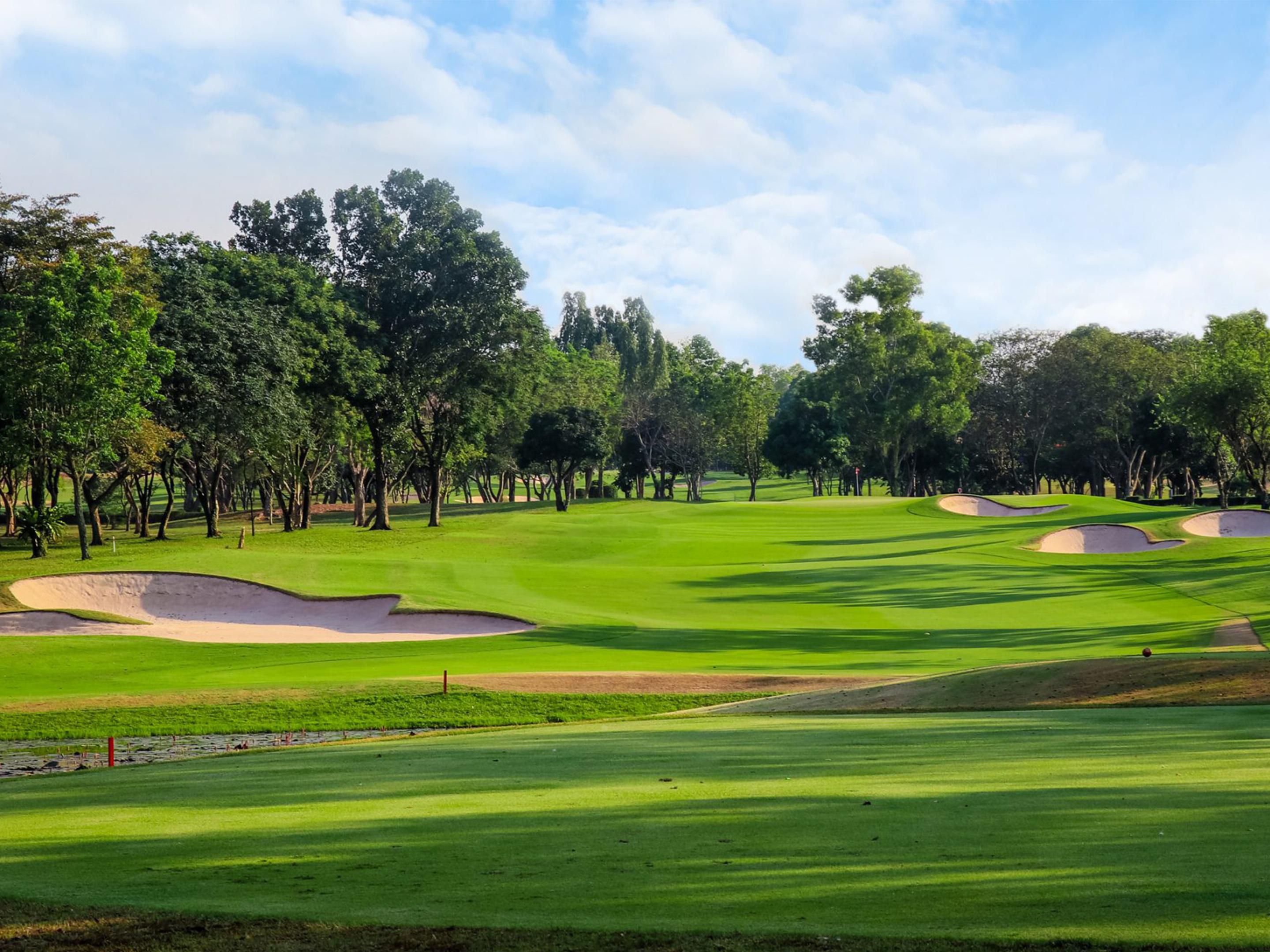 Pattaya and the surrounding area are also home to over 25 golf courses, including the championship courses at Siam Country Club. The area is also often the site of the Thailand leg of the LPGA Tour. Pattaya is the ideal destination for a couple’s getaway golf weekend or a family's introduction to the sport of golf for their kids.