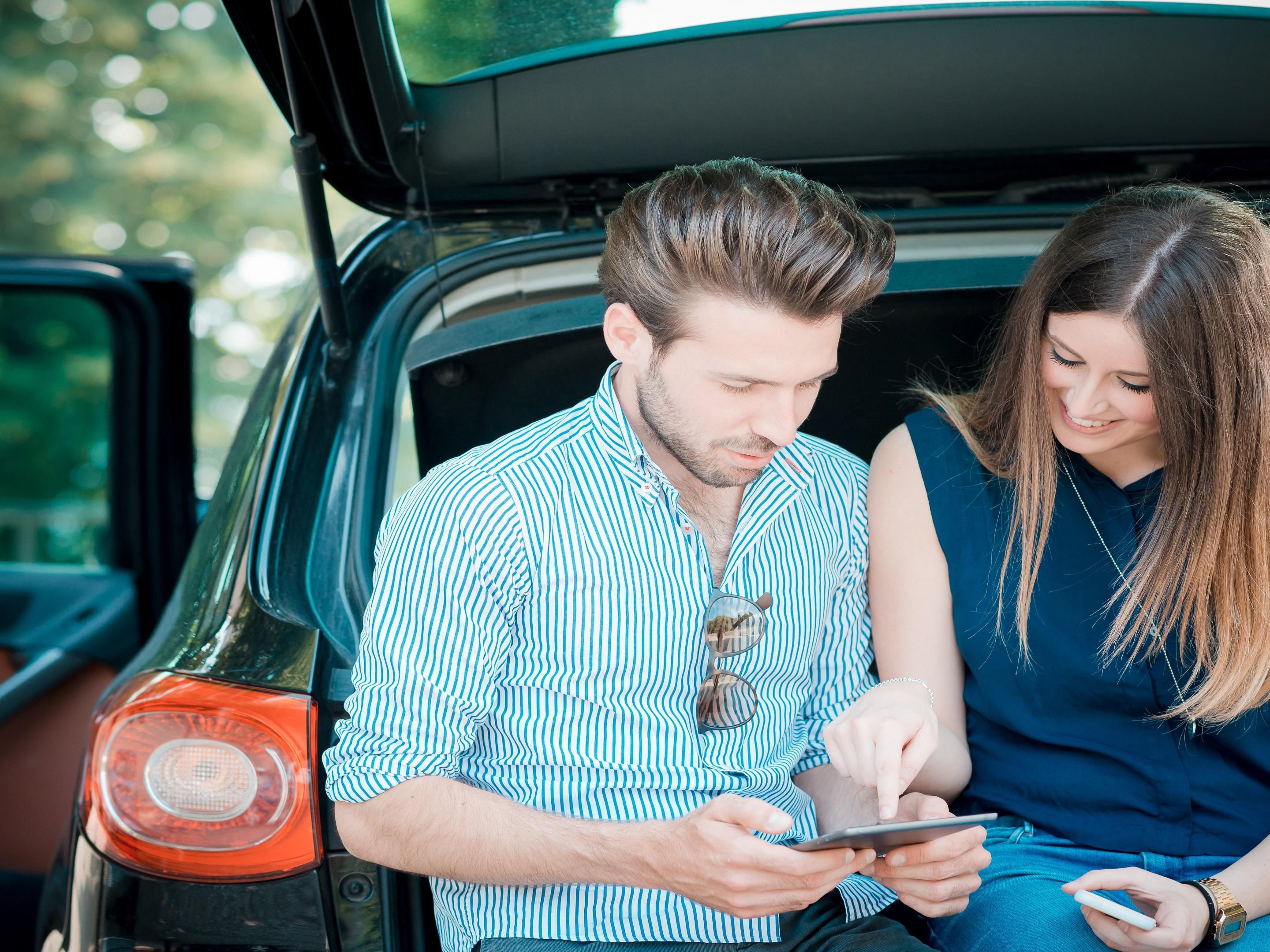 Explore Philly’s historic sites and thriving Center City District. From the 900 retail locations in sprawling Center City to historic landmarks like the National Constitution Center and the iconic Liberty Bell, there’s lots to see. Whether you walk, bike, drive, or ride, getting where you want to go is easy from our Philadelphia hotel. 