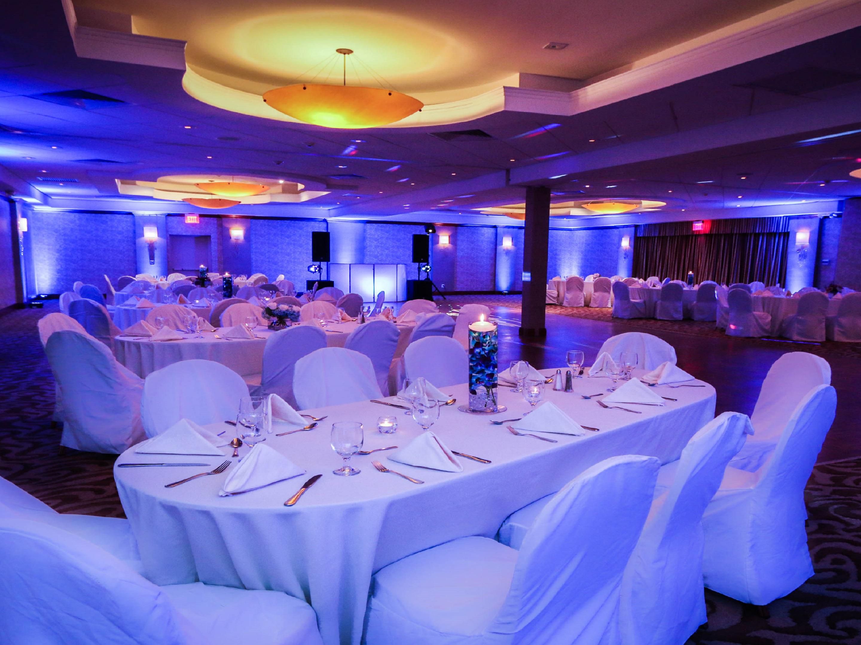 Perfect for weddings, reunions, sweet 16s, bar/bat mitzvahs, large corporate events and more, our Ballroom can seat up to 250 people. Our attached Garden Room is the perfect setting for a ceremony or cocktail hour, and our accomplished chef is a professional at creating customized menus to best fit your budget and needs.