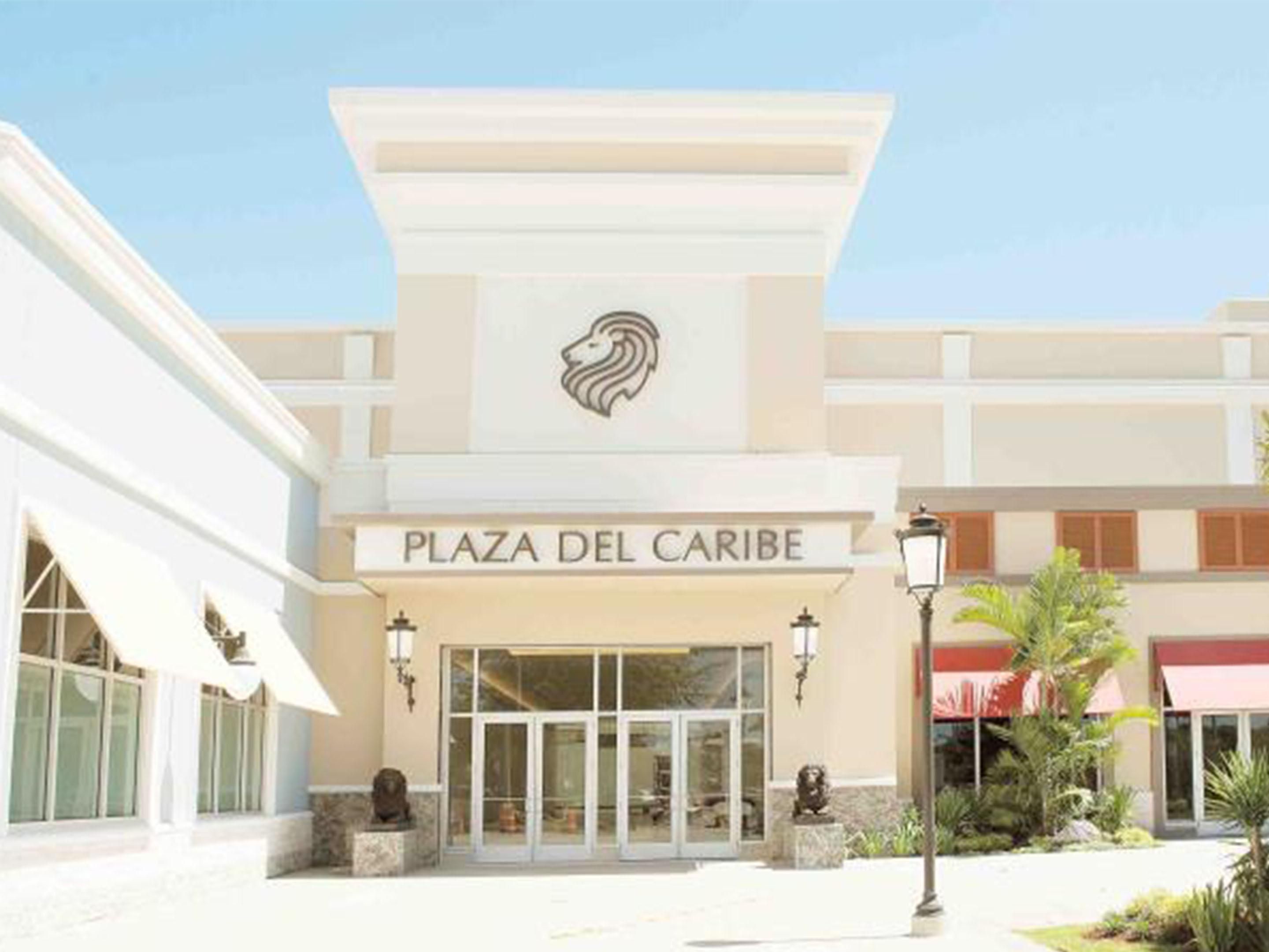 Like to shop? Then make sure to visit Plaza del Caribe! It’s the largest mall in southern Puerto Rico and includes popular department stores such as JCPenney, Macy’s, and Sears. You’ll also enjoy the center’s distinctive architecture and the various works of art that are distributed throughout the entire mall.