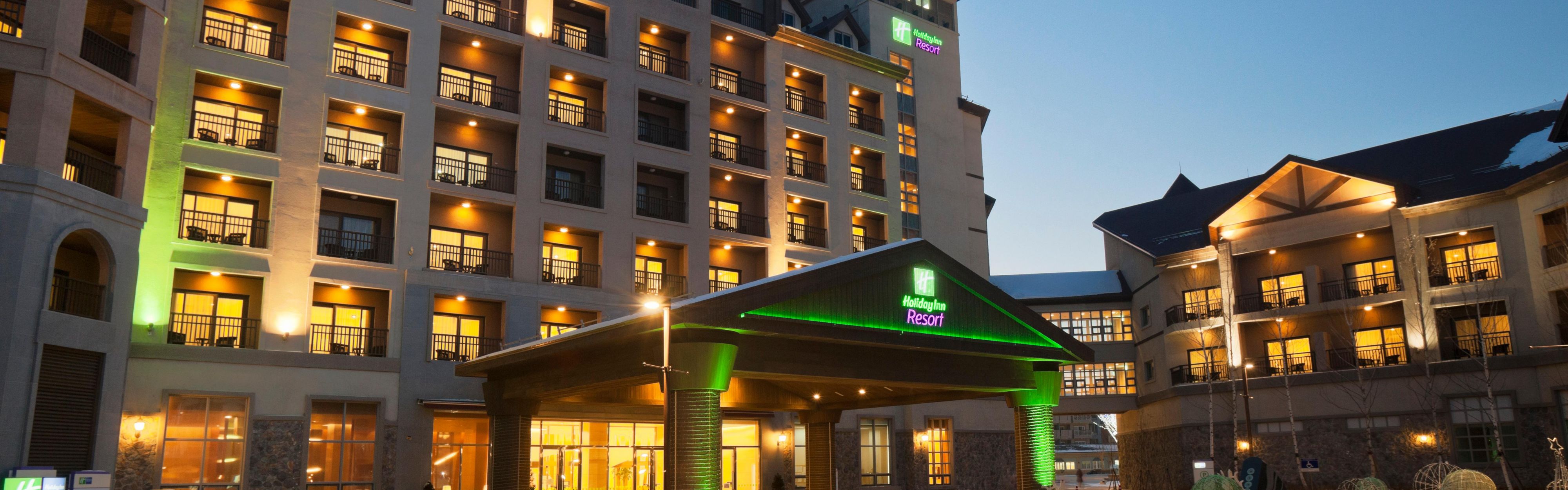 $hotelInfo.mediaDetails.welcomePhotos.primaryPhoto.caption}