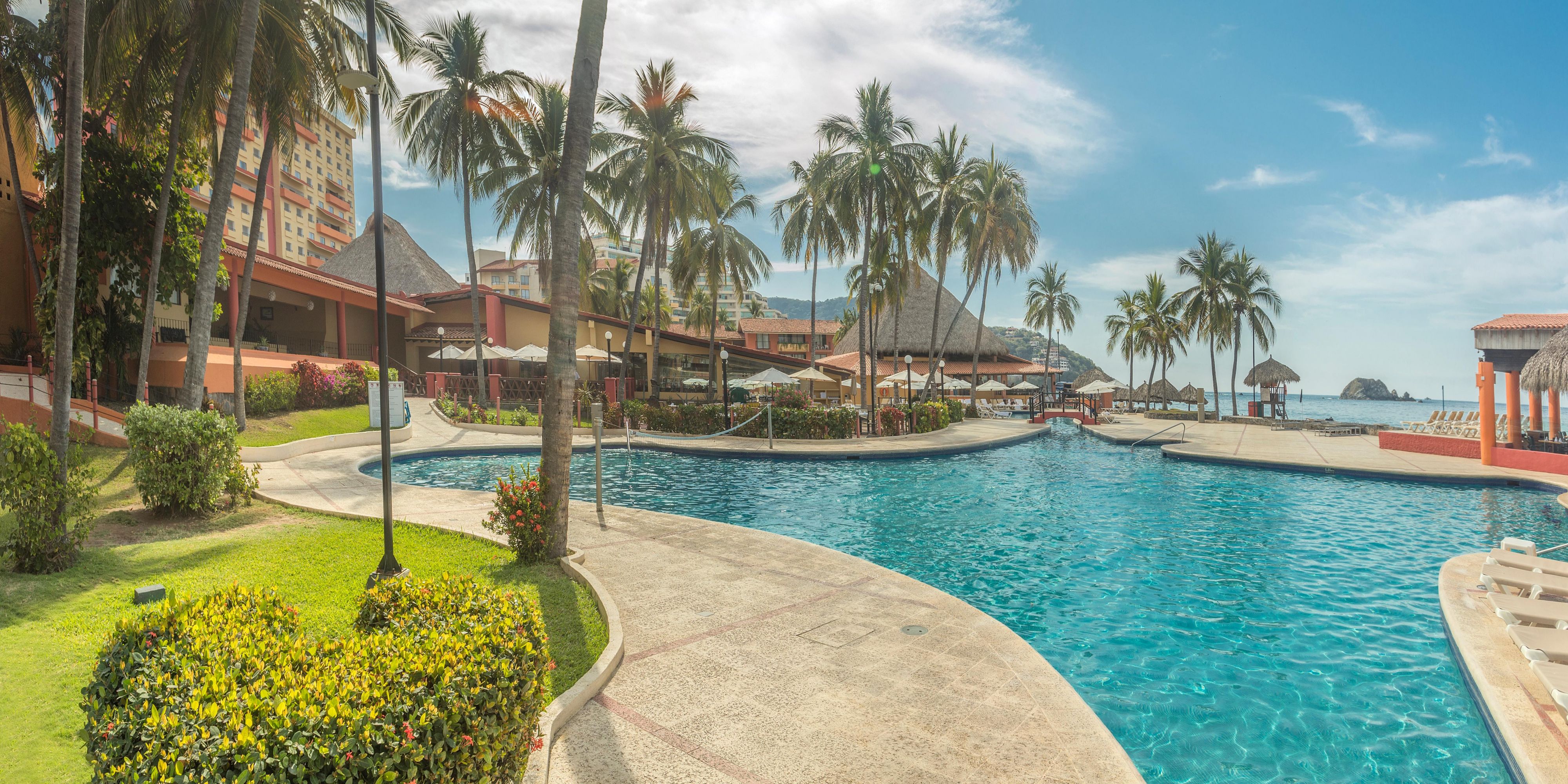 Pool Holiday Inn Resort Ixtapa All Inclusive vacations