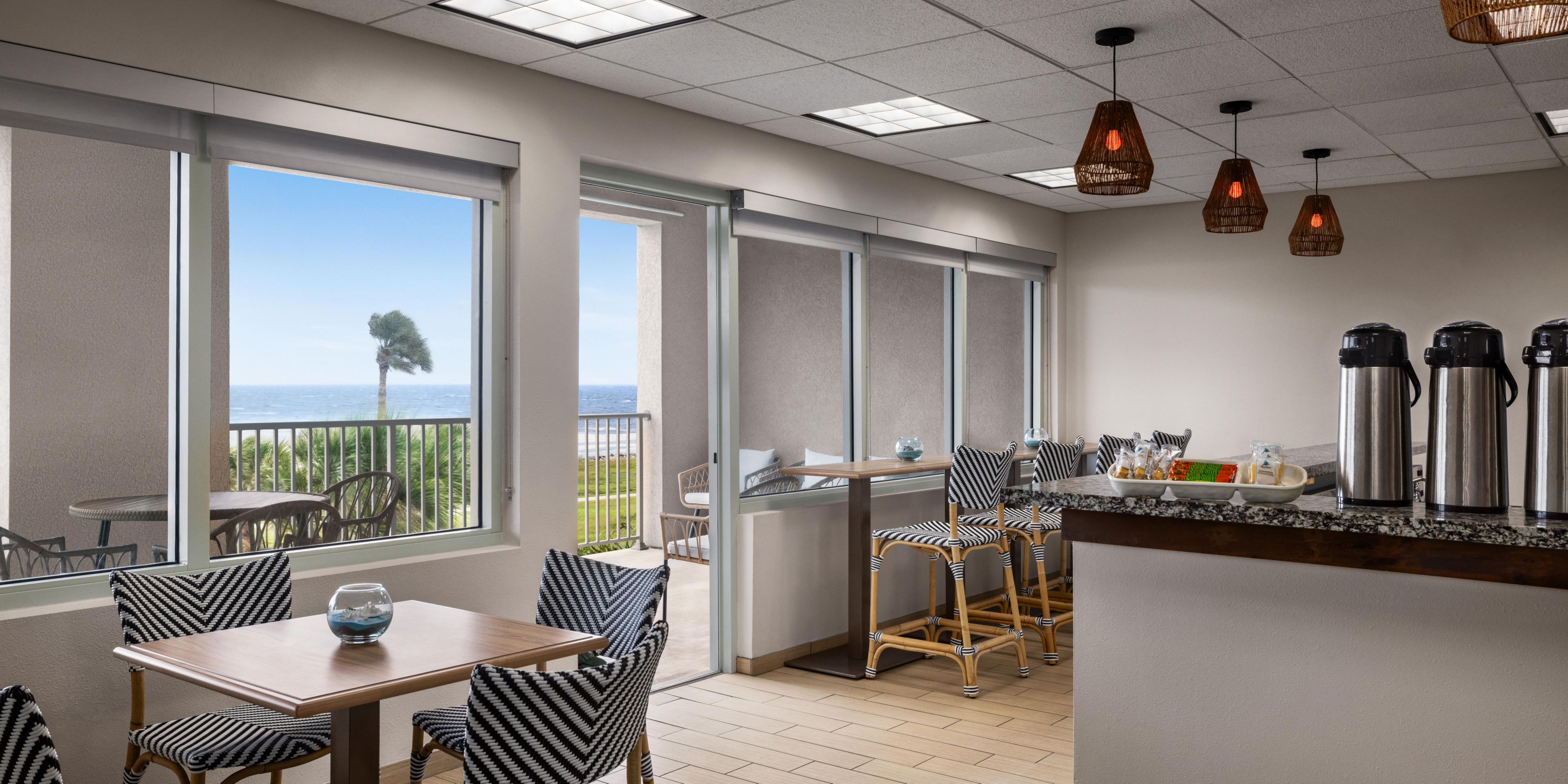 NorthShore Coffee dining room