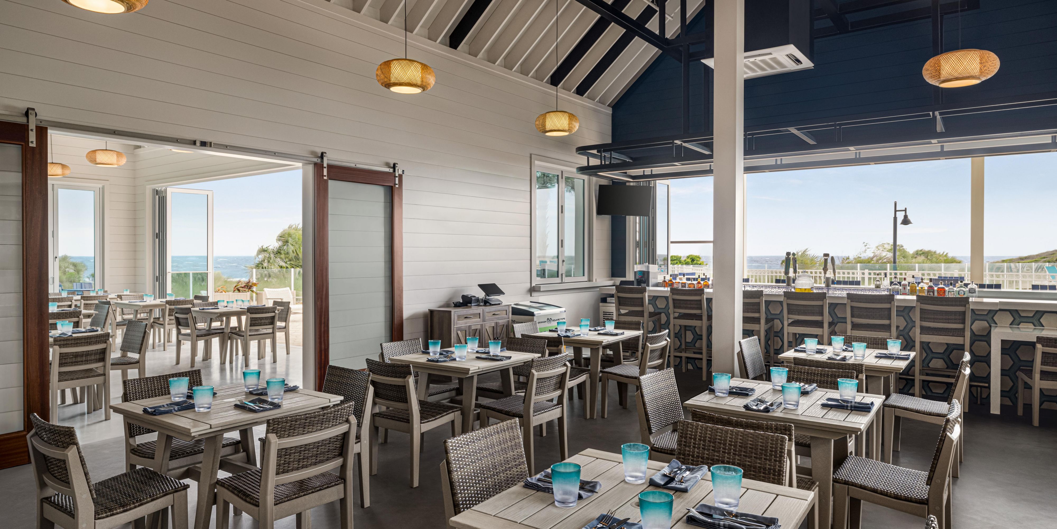 24 Coastal Grill dining room