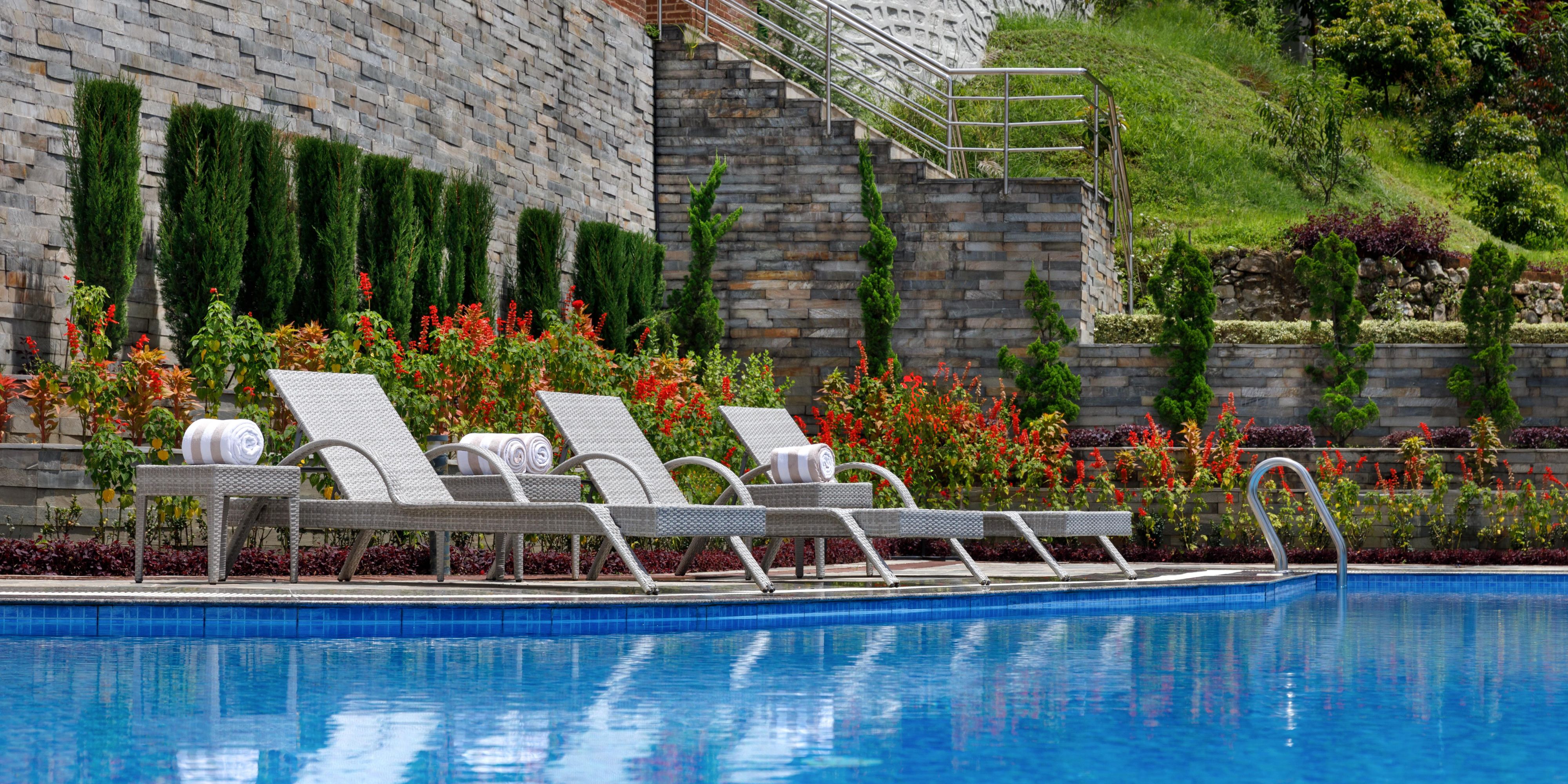 Outdoor swimming pool 