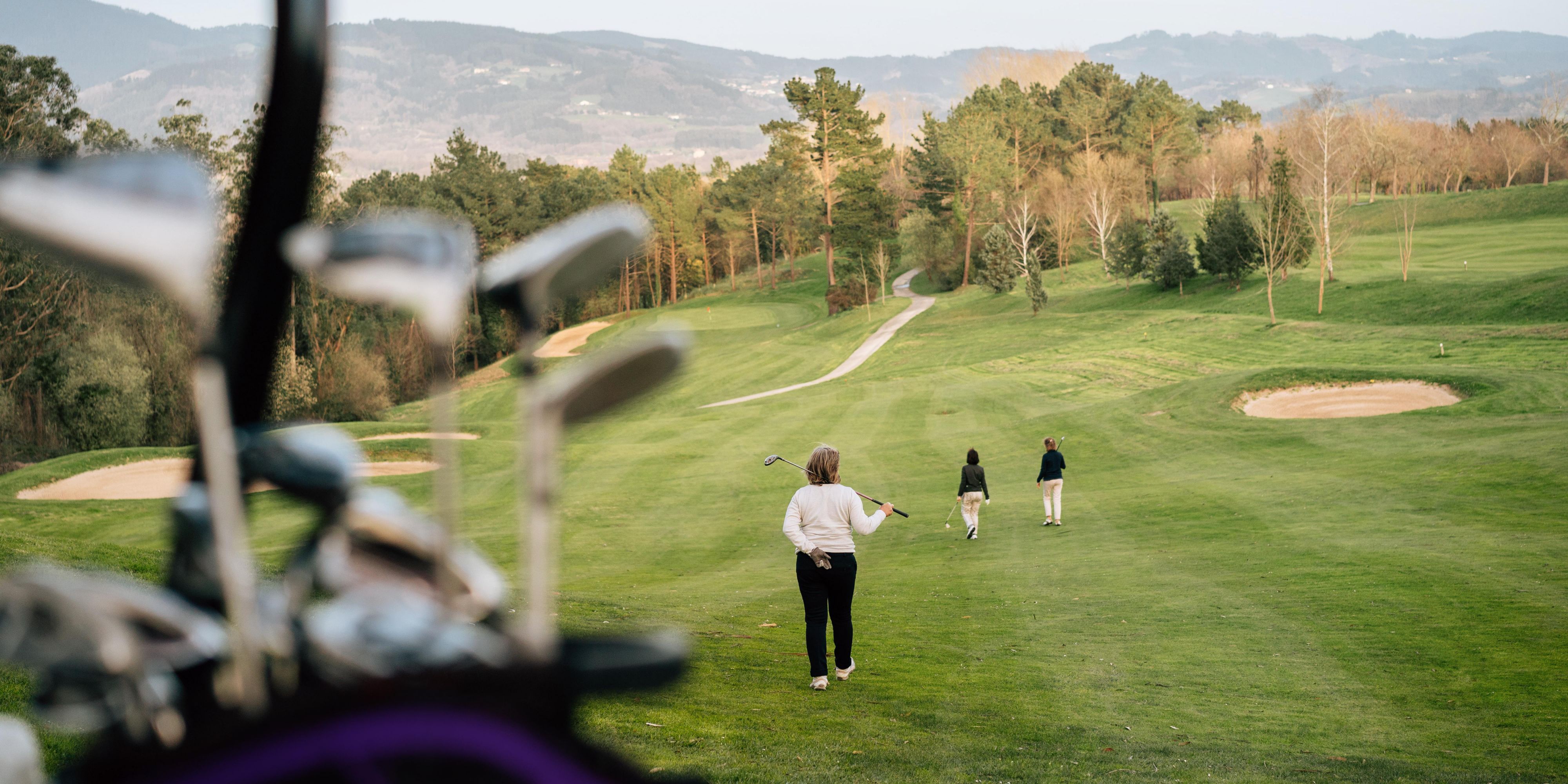 Stay close by to golf courses like Falcon Ridge and Wolf Creek