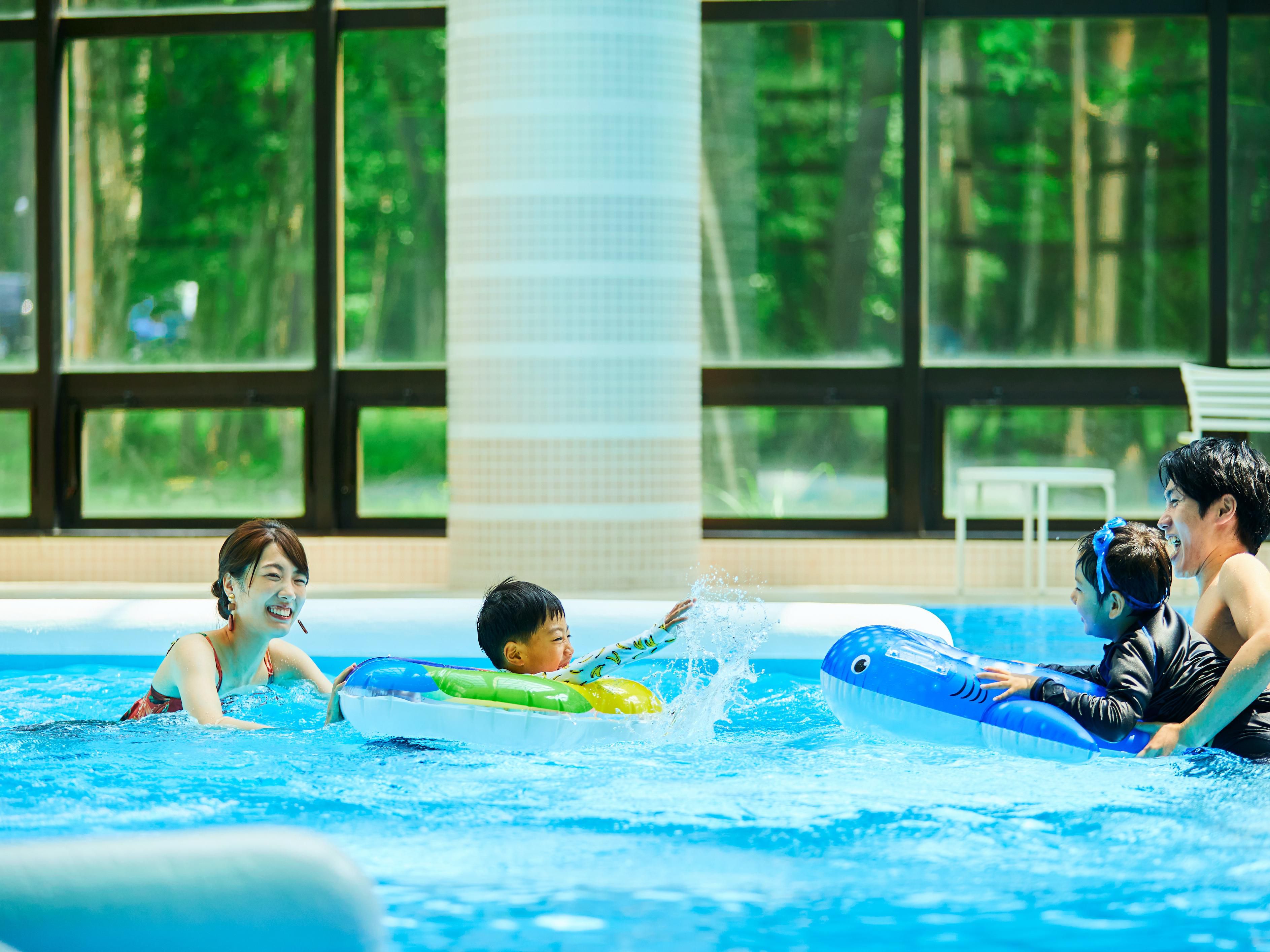 Our heated indoor pool is open for swimming or simply splashing around in. Large windows let the sunshine in and provide a beautiful green backdrop to your aquatic activities! The curved shape of the pool allows for a maximum length of 20 meters for swimming.
Open during specific seasons.