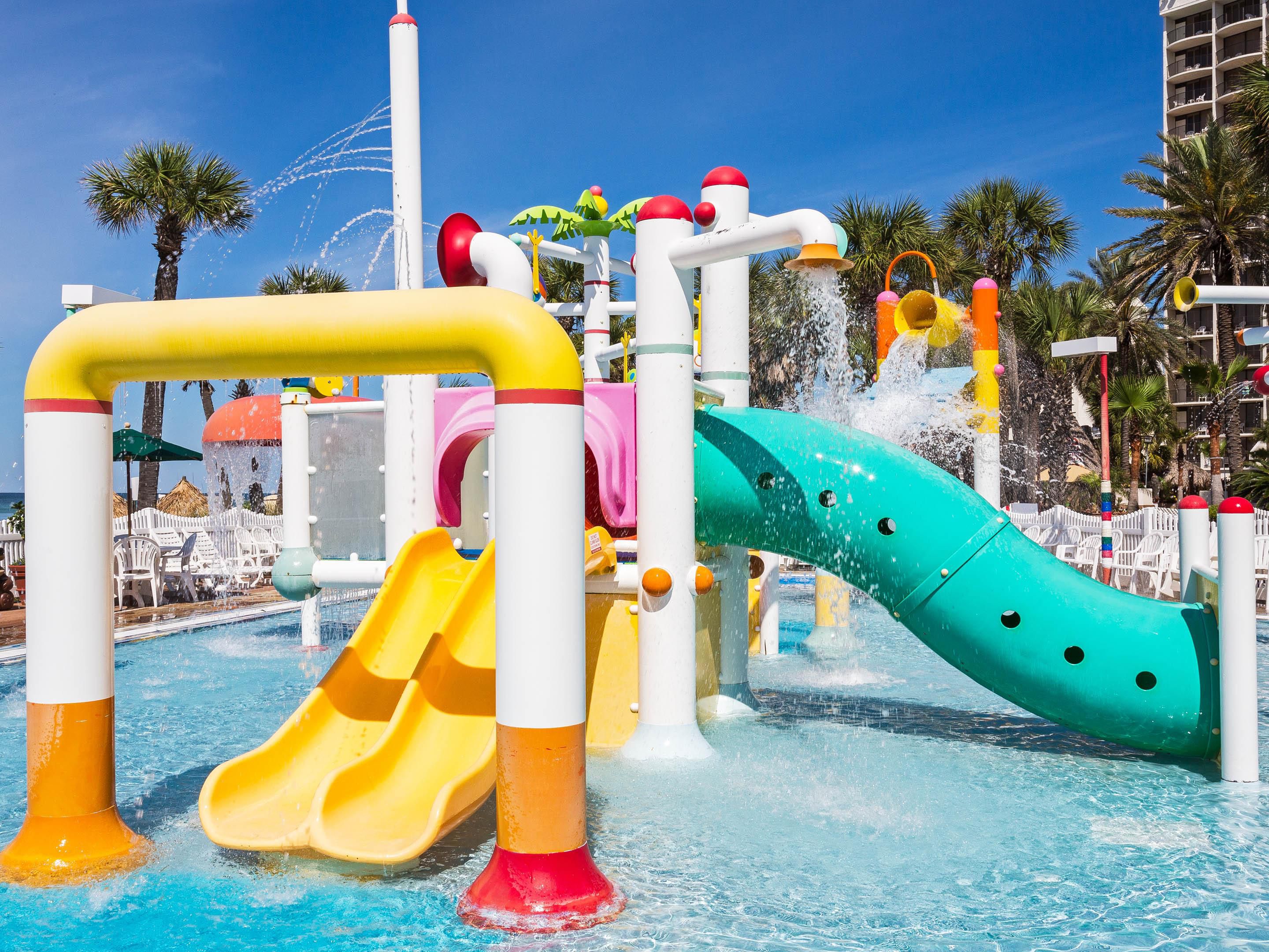 Immerse your little ones in the ultimate vacation experience at our Under the Sea Activities Center. From hands-on arts and crafts to engaging activities, there's plenty for them to enjoy. Aqualand awaits, a water playground where kids can splash in an enclosed oasis. Relax on deck chairs, revel in slides and soak in breathtaking gulf views.