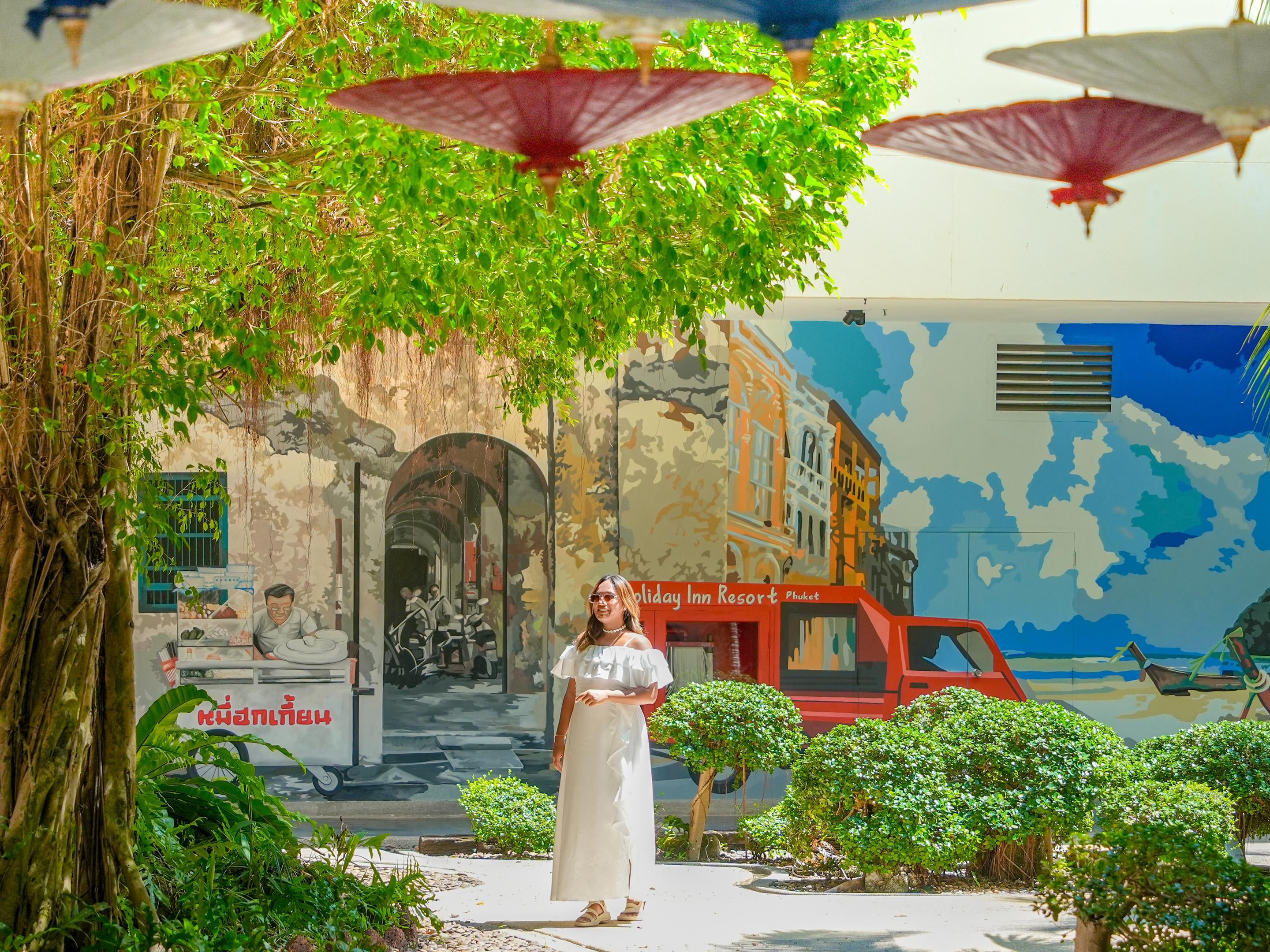 Discover the Timeless Charm of Holiday Inn Resort Phuket Landmarks: A Journey Through History and the Best Family-Friendly Resort in Phuket. The Holiday Inn Resort Phuket provides a window into the past while offering the perfect backdrop for family-friendly vacations.