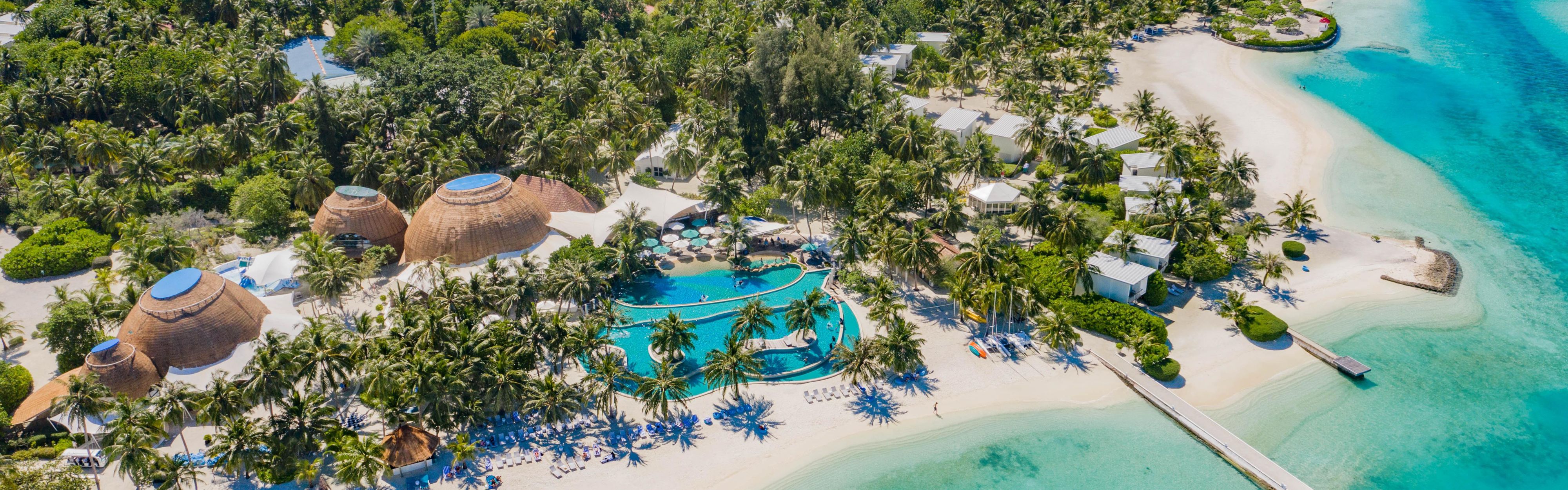 $hotelInfo.mediaDetails.welcomePhotos.primaryPhoto.caption}