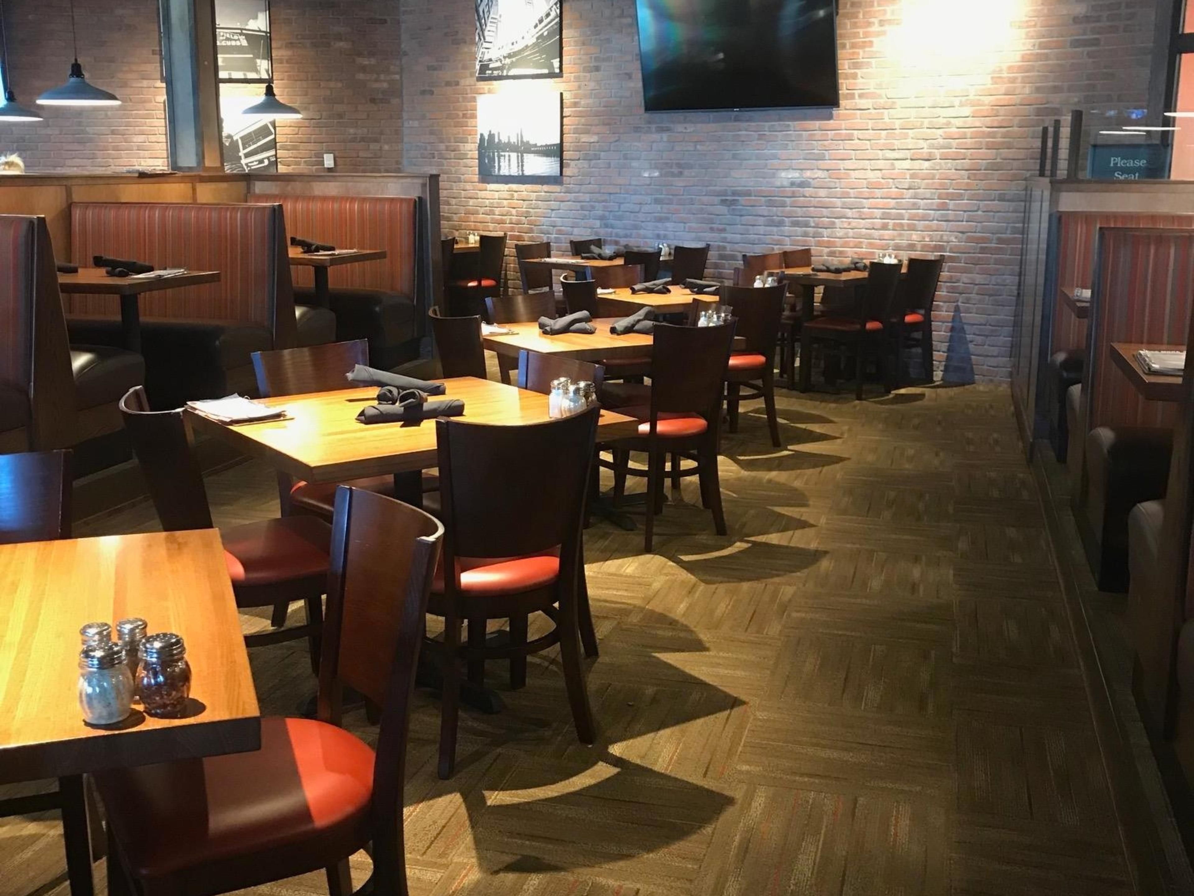 Enjoy our extended breakfast menu at the Old Chicago each morning, you're sure to find something you'll love!