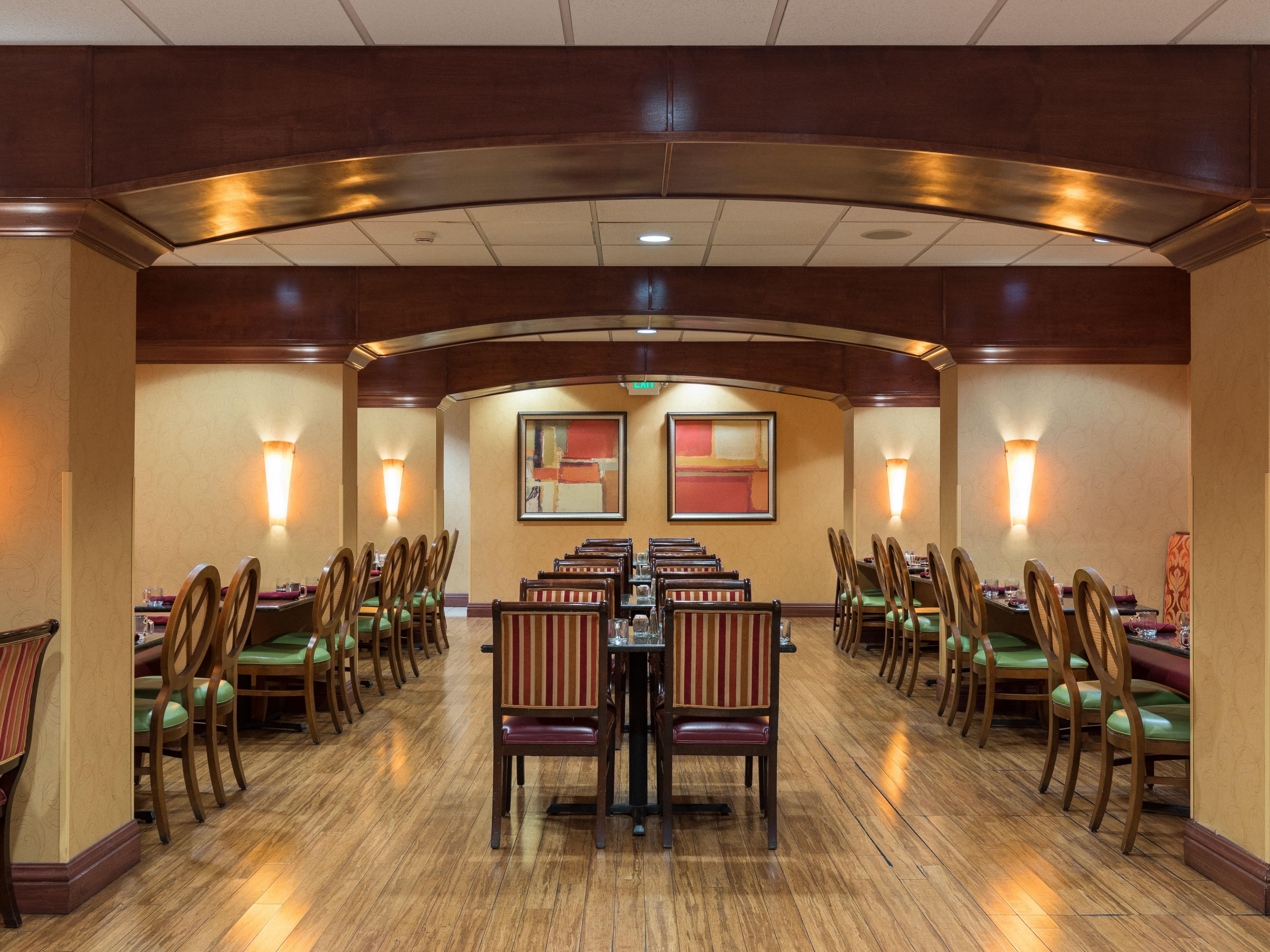 Savor delicious American cuisine at Cyprus Grille, our restaurant nestled in Old Sacramento. Begin your day with a delightful breakfast buffet featuring an array of scrumptious options. In the evening, gather with friends for cocktails or unwind on the outdoor patio, soaking in vibrant views of the historic downtown district.