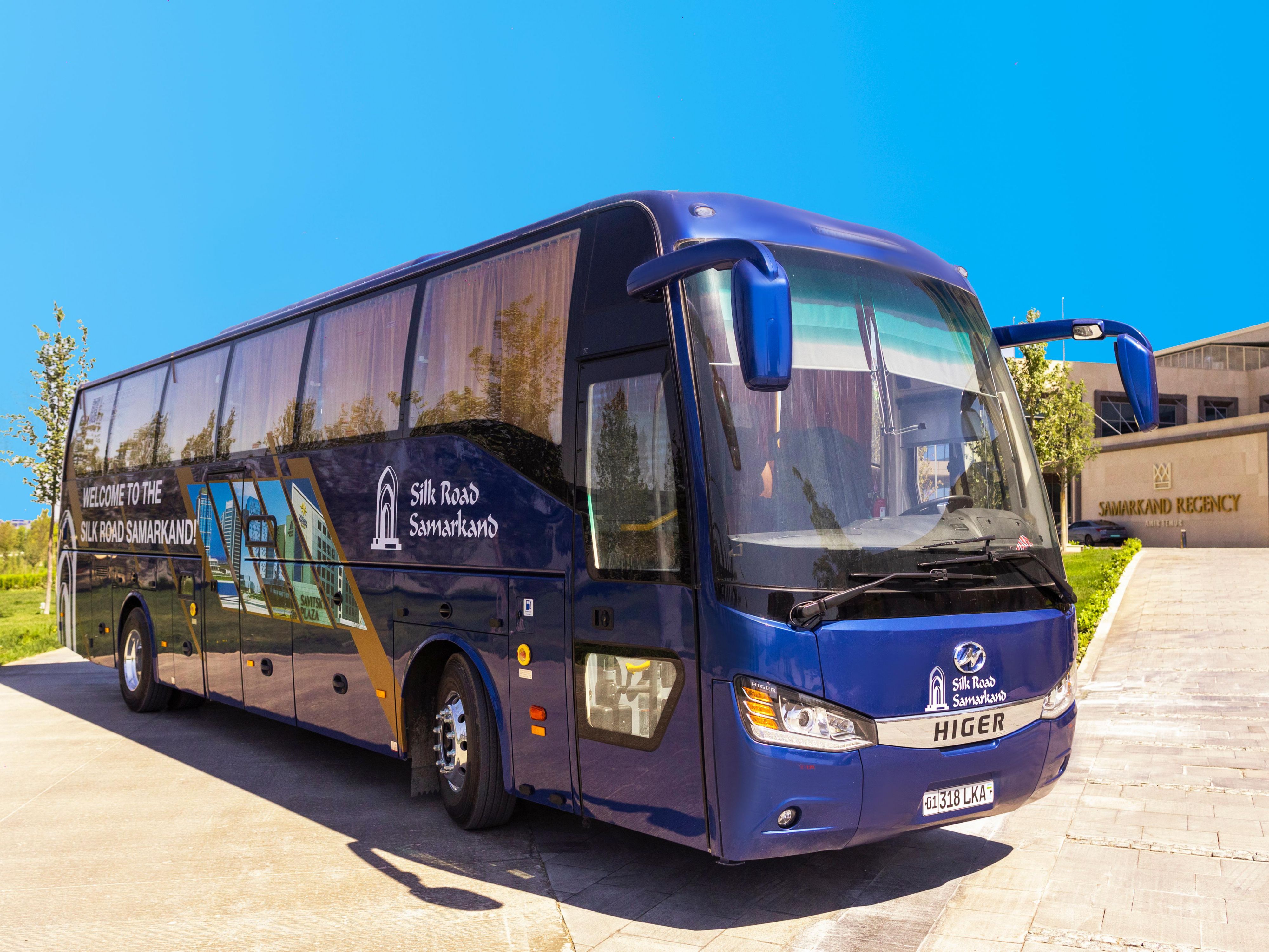 Our buses destinate on schedule, taking tourists to and from the main attractions of the city. Fast, convenient and comfortable!