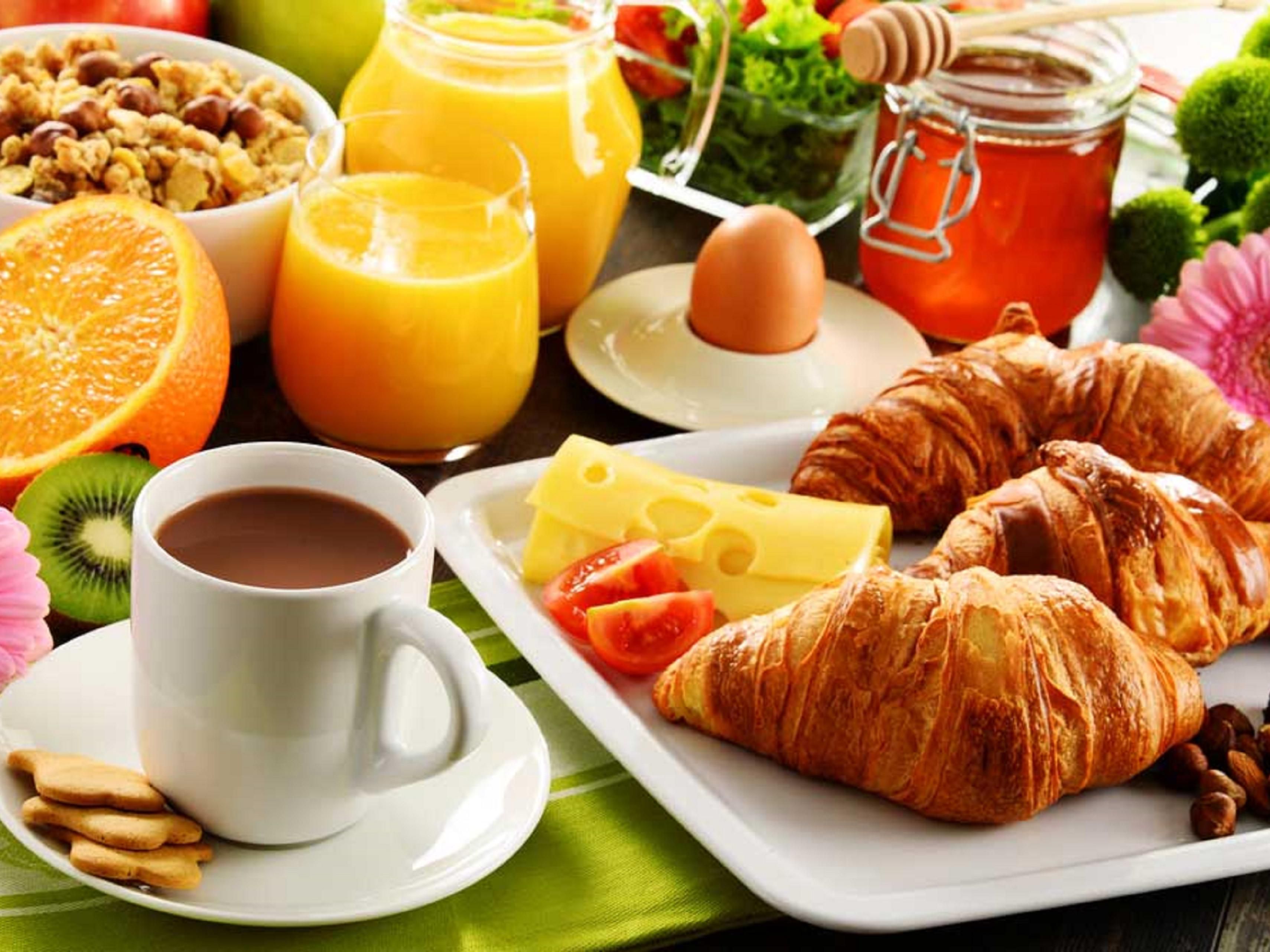 Fuel up before you head out for the day and join us for breakfast. Our full breakfast buffet is available daily for $22.50 per person.