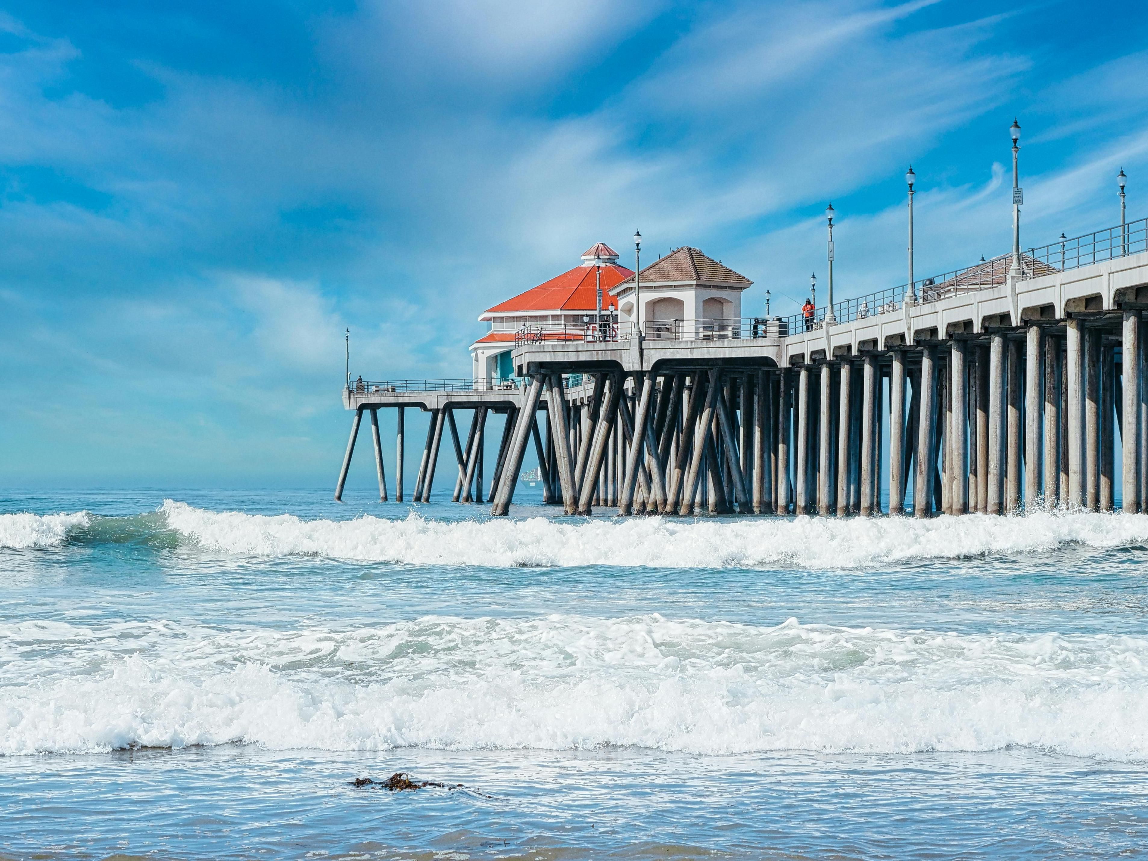 Our picturesque local beaches of Newport Beach and Huntington Beach are open for outdoor recreation. Enjoy swimming, surfing, bike rides and walks along the beach. Take a well-deserved break to relax in our OC sunshine.