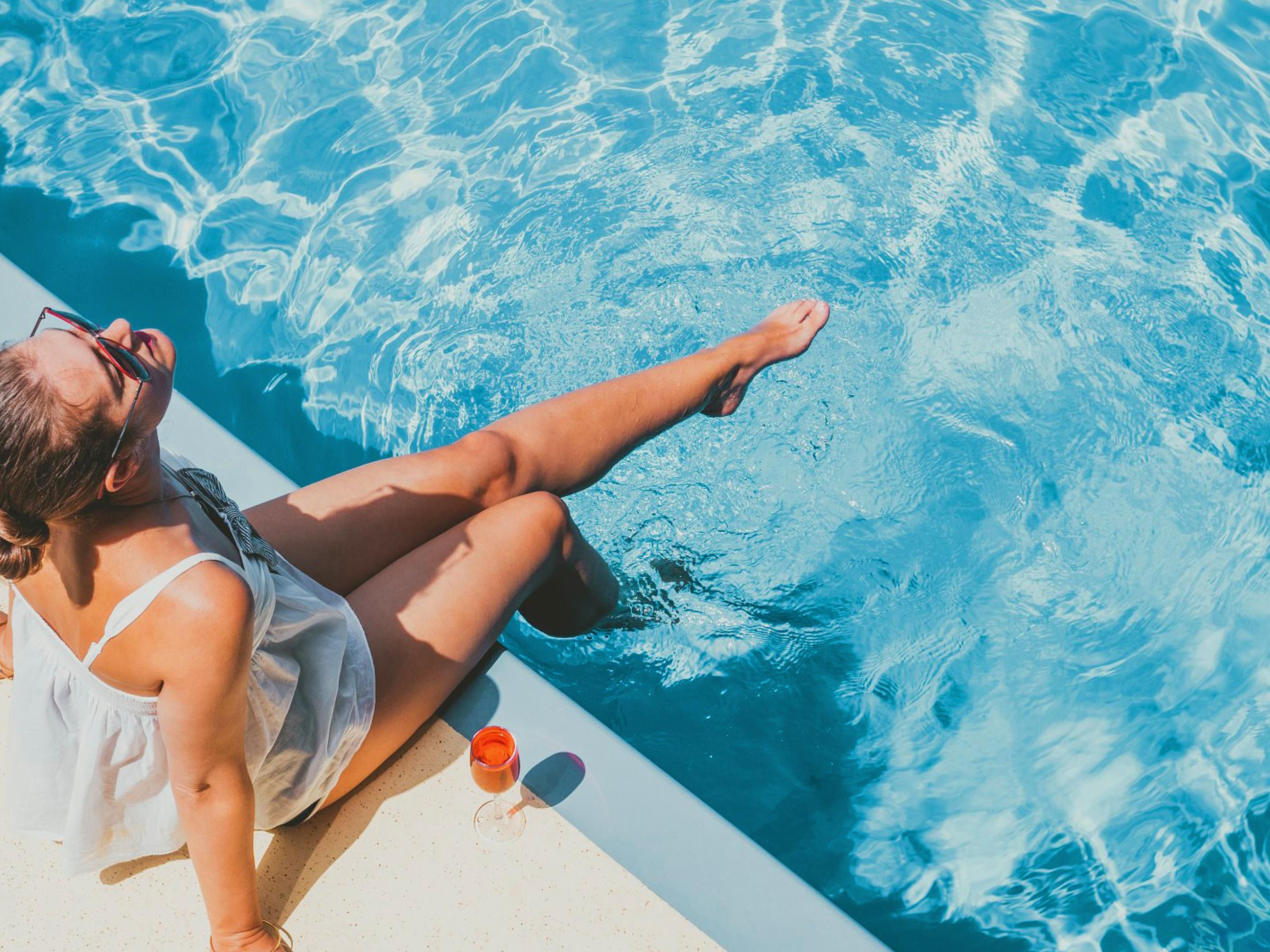 Enjoy a perfect day at Holiday Inn Santo Domingo with our Relax Day Pass! Kids aged 6 to 12 receive a 50% discount. The total amount is applicable towards food and beverages, making it an ideal getaway for families. Unwind and create unforgettable memories with us!