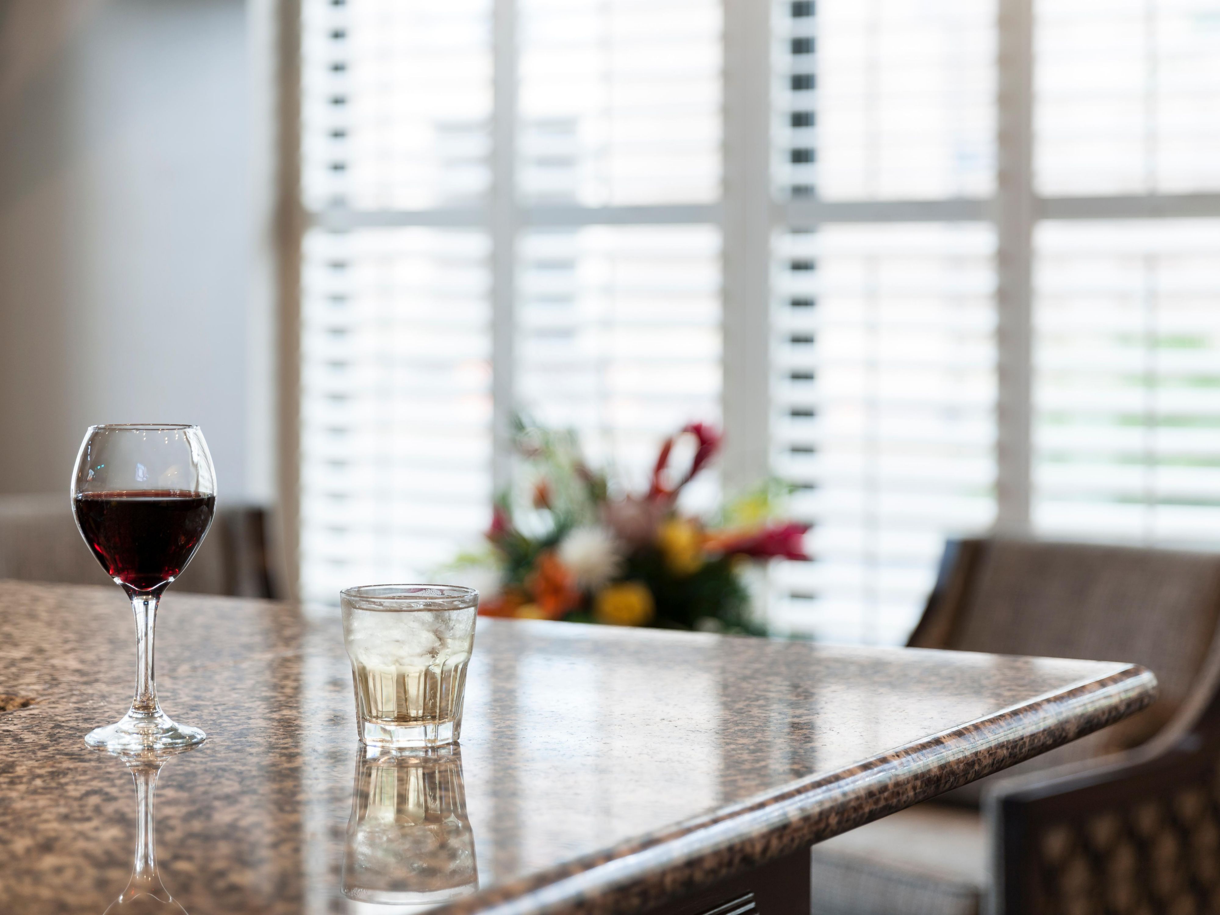 Join us daily at 520 Bistro from 5:00 pm to 7:00 pm for $5 drink and appetizer specials! 