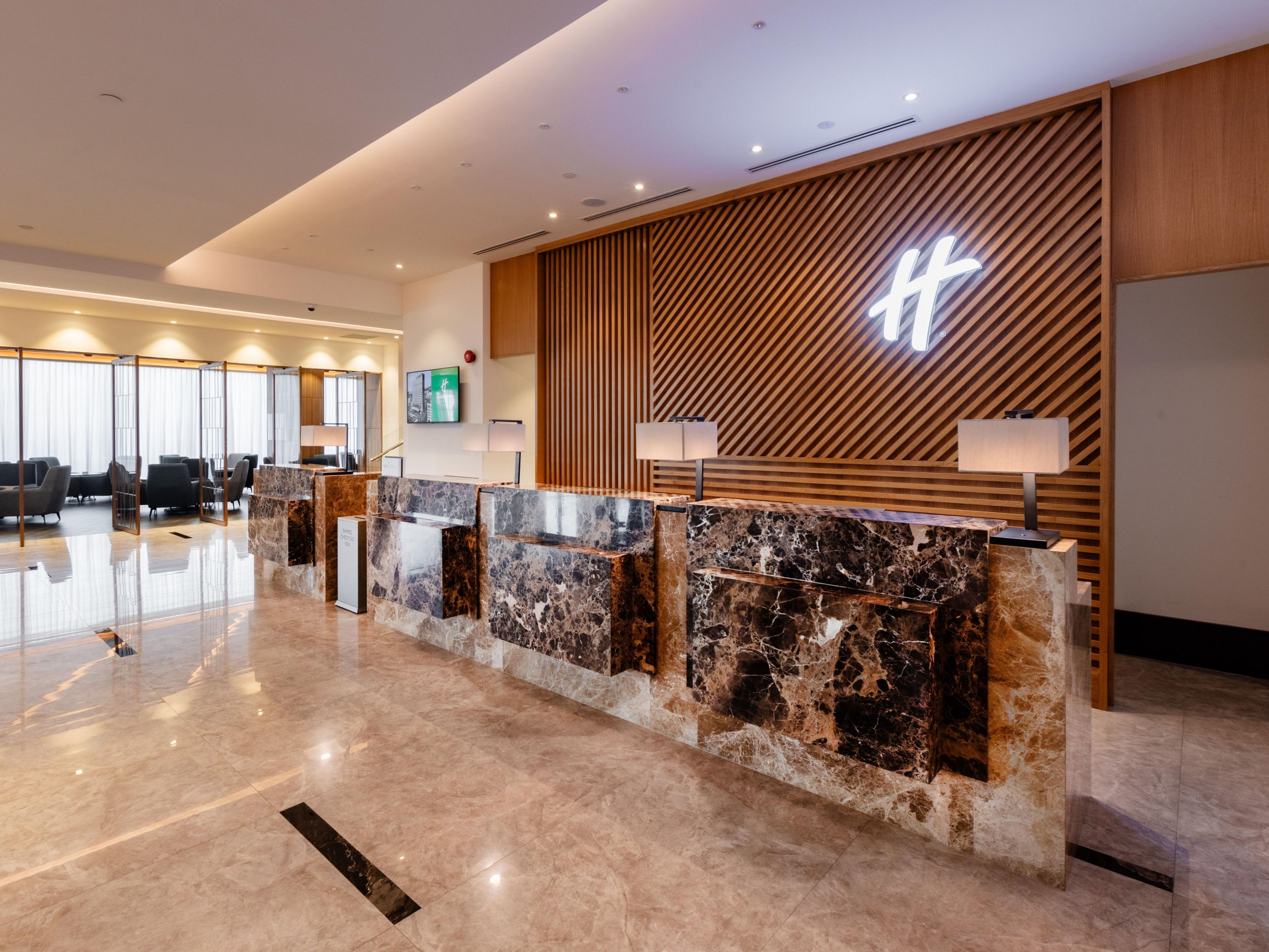 Holiday Inn Sepang Airport Reception Lobby
