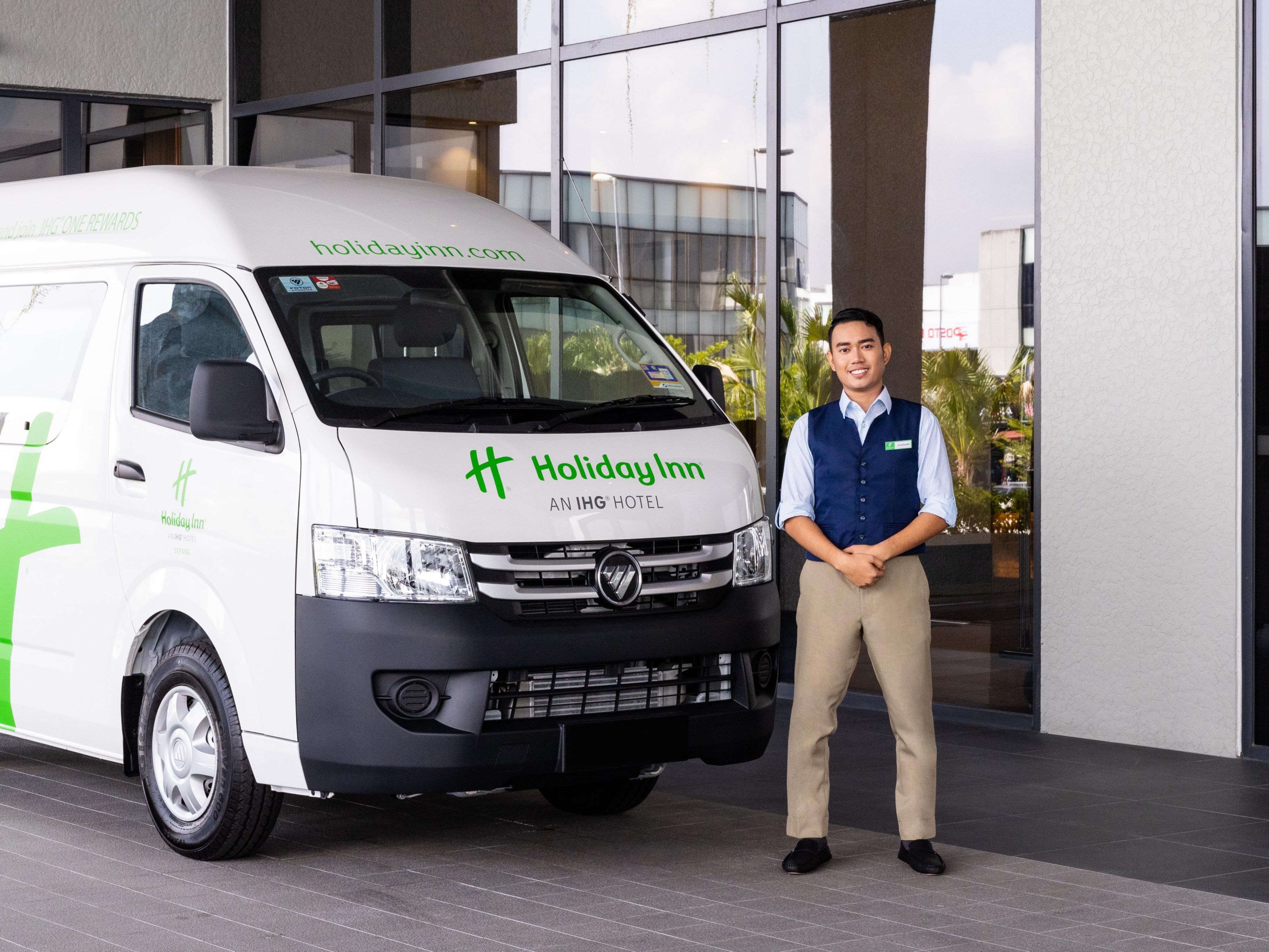 Scheduled Complimentary Airport Shuttle for pick up and drop off at KL International Airport Terminal 1 & 2. 
Pickup & Drop Off locations:
KLIA 1 (Terminal 1) - Level 1, Door 3
KLIA 2 (Terminal 2) - Level 2, Door 3
Click on Learn More for our shuttle schedule.
