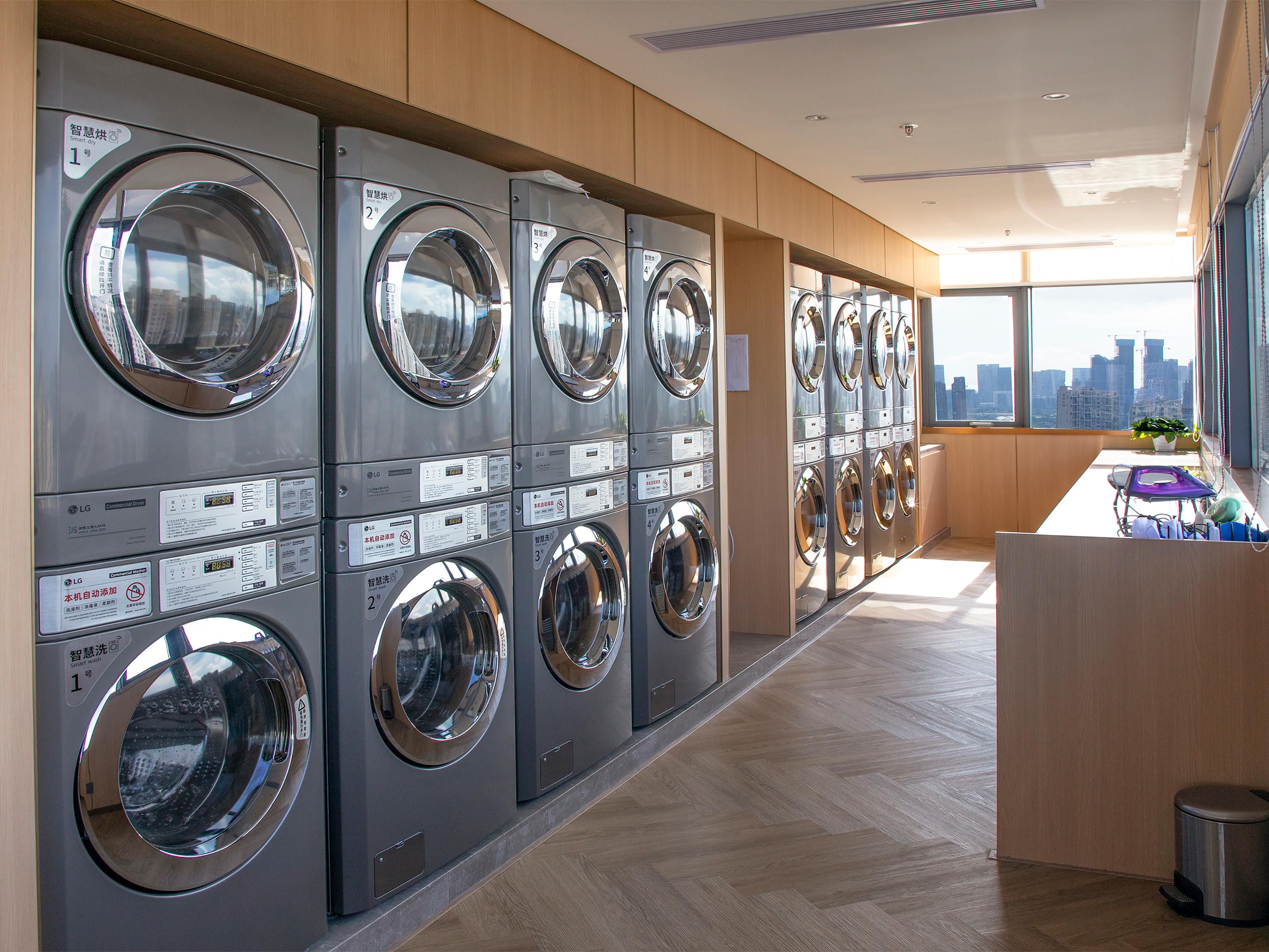 24小时自助洗衣房