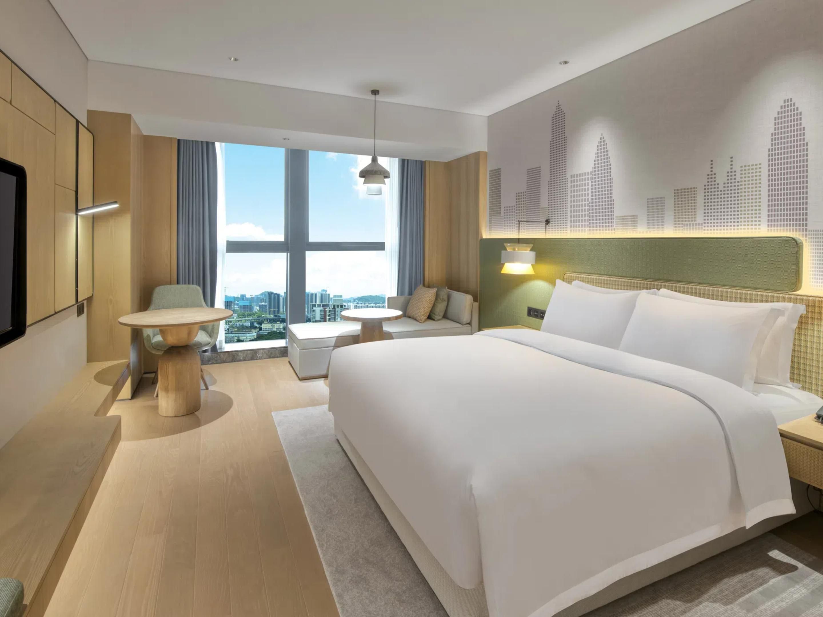 豪华城景大床房