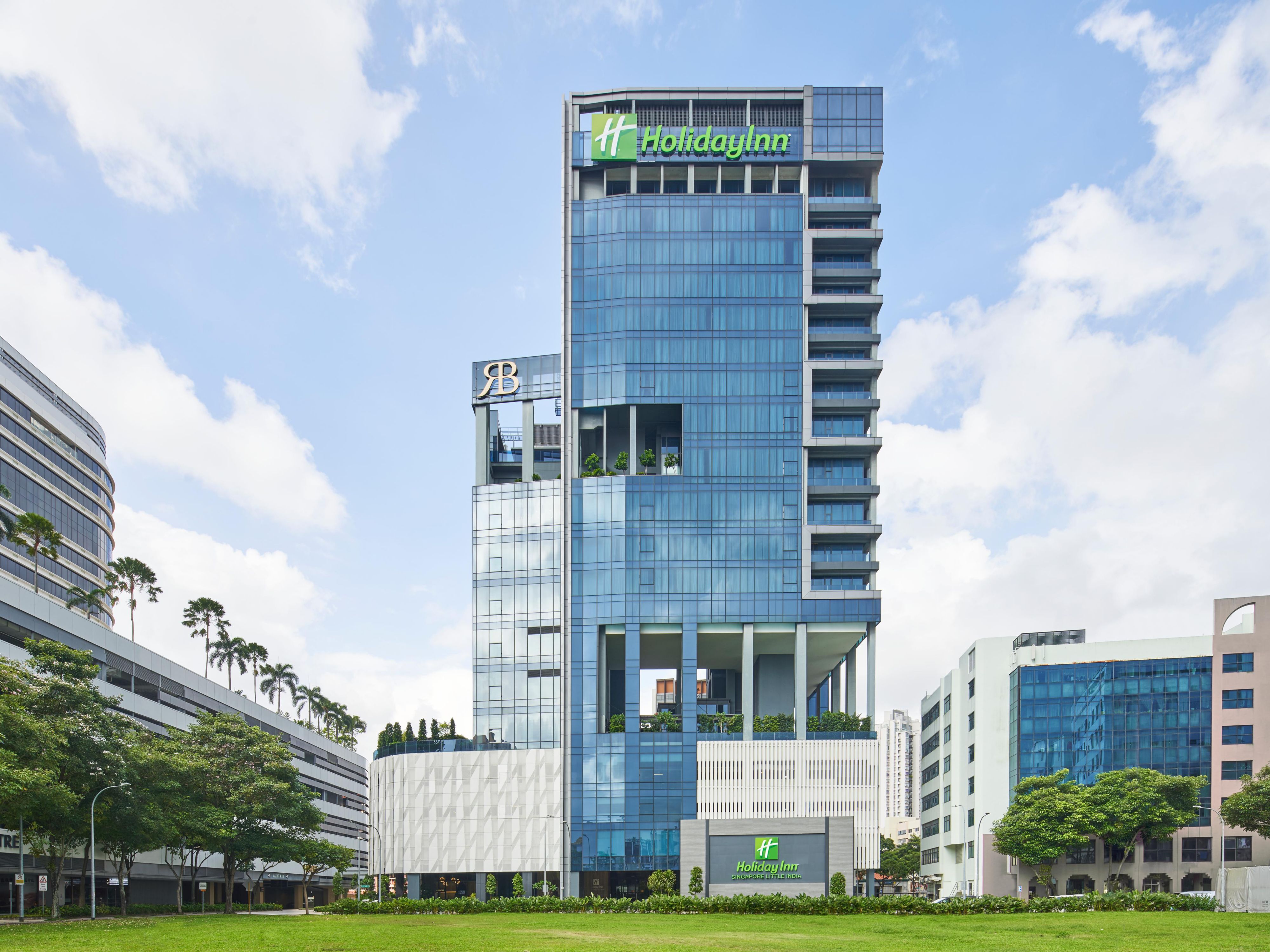 The purchase, possession, or use of e-vaporisers is strictly prohibited in Singapore. Offenders are liable to fines or prosecution. Visitors found with drug-laced vapes (e.g. “K-pods”) may be denied entry or re-entry. For details, visit www.gov.sg/stopvaping.