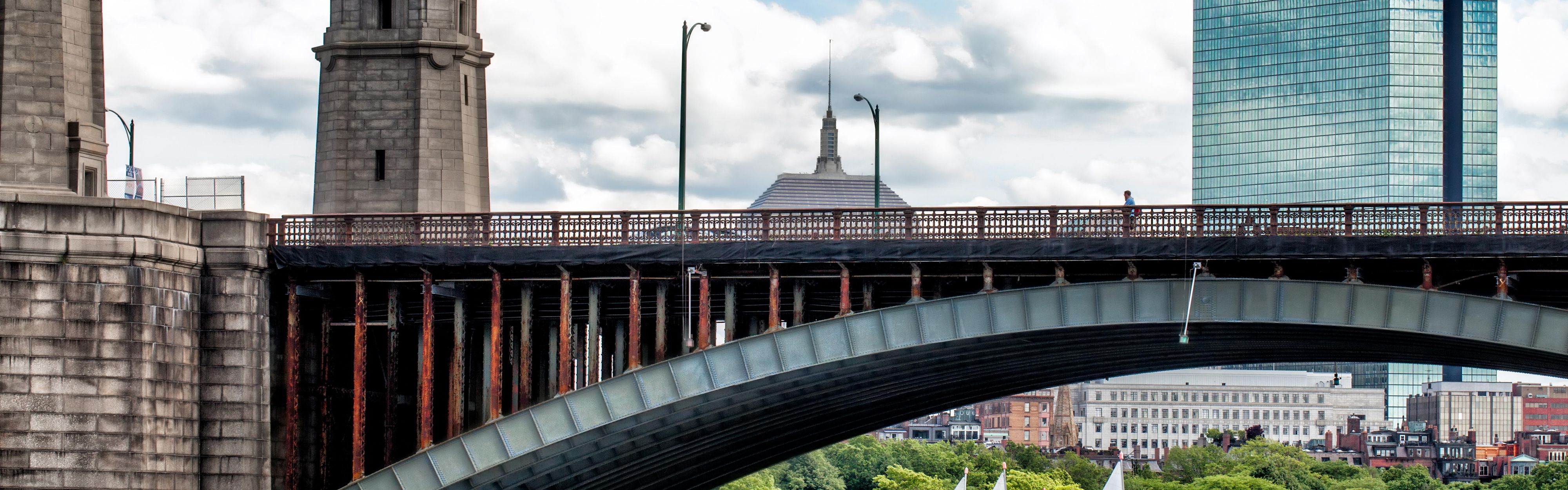 The Longfellow Bridge separates Cambridge from Boston. 