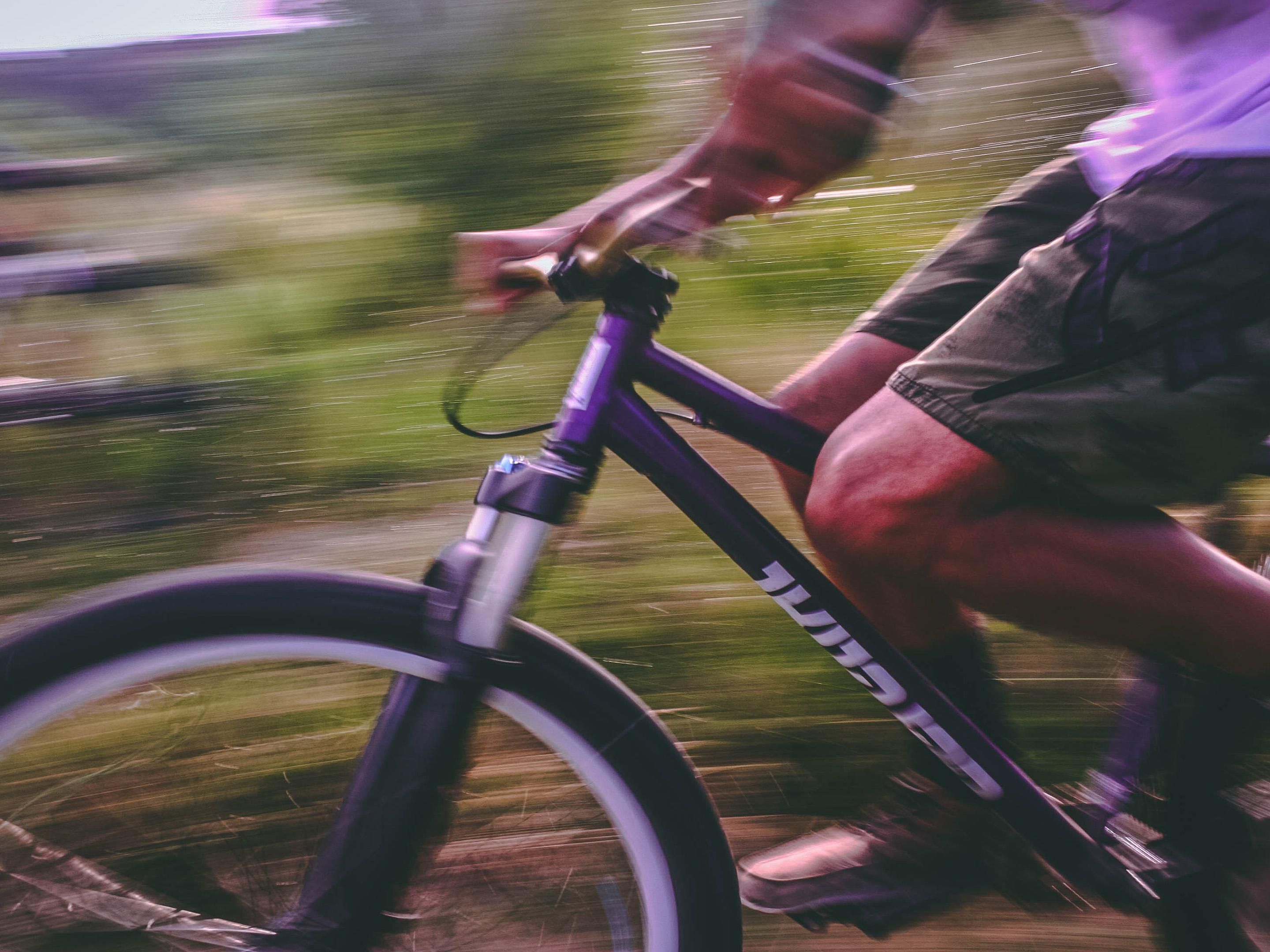 Book your trip today! Discover the Lakeside Trail, your path to the North Bank Trail’s scenic beauty and the peaceful Grand River vistas in Spring Lake Township. A picturesque Michigan adventure awaits!