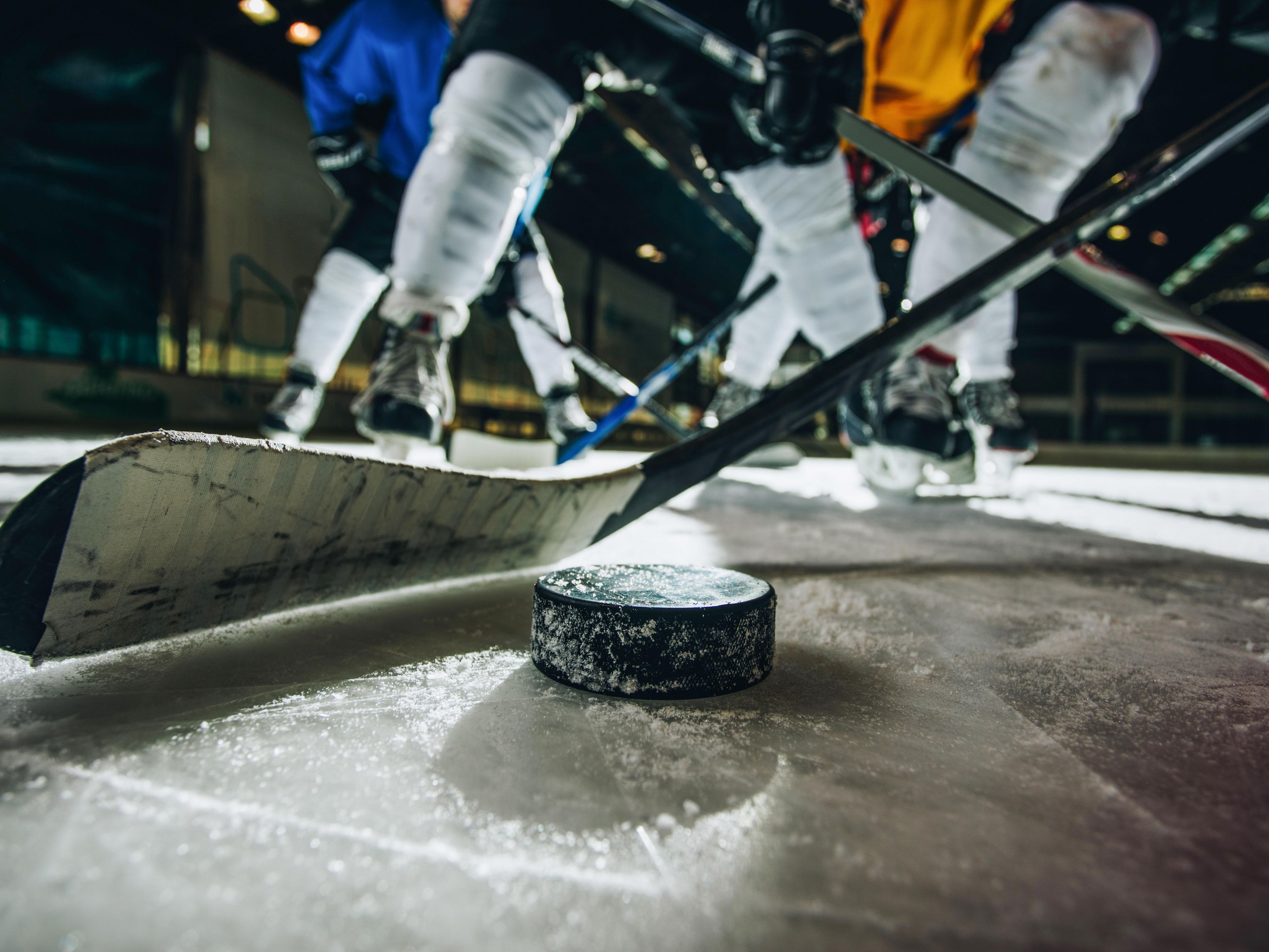 Stay moments away from the action with the St. Louis Blues just minutes away at Enterprise Center. Catch the excitement of game night, then return to modern comfort, great dining, and relaxed vibes. Perfect for fans looking to cheer on the Blues and enjoy the best of downtown St. Louis.