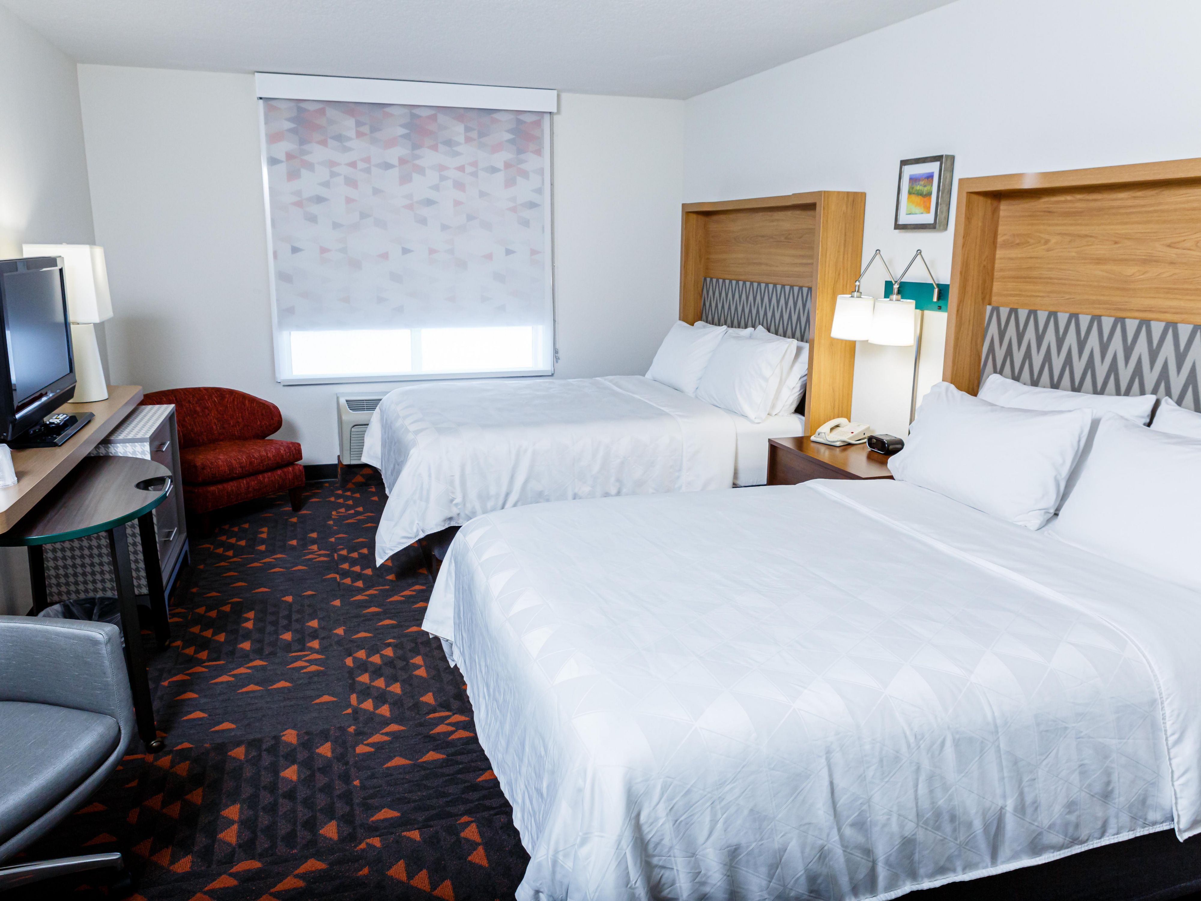 When you're searching for hotels in Statesboro, GA, the Holiday Inn Statesboro provides comfortable accommodations that are ideal for business and leisure travelers alike. Each room is thoughtfully equipped with your needs in mind, featuring a mobile desk, a microwave, a mini-refrigerator, and a Keurig coffee maker.