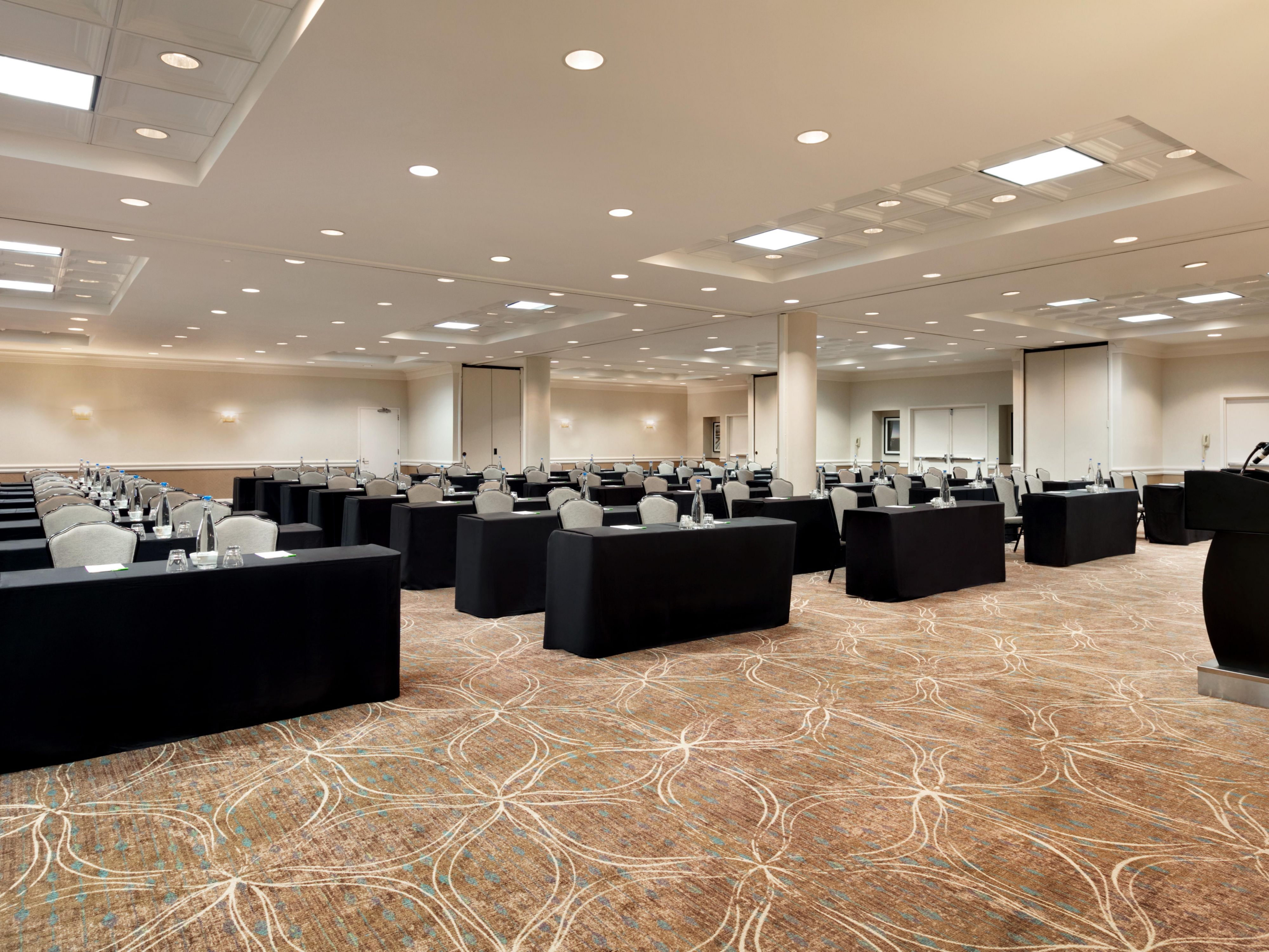 With 17,000 square feet of flexible meeting space featuring stylish decor and dynamic set-ups, our venue is ideal for meetings, banquets, and corporate events of any size. Let our team of experienced meeting planners and creative culinary artists plan every detail for you, from coffee service to audio-visual equipment set-up.