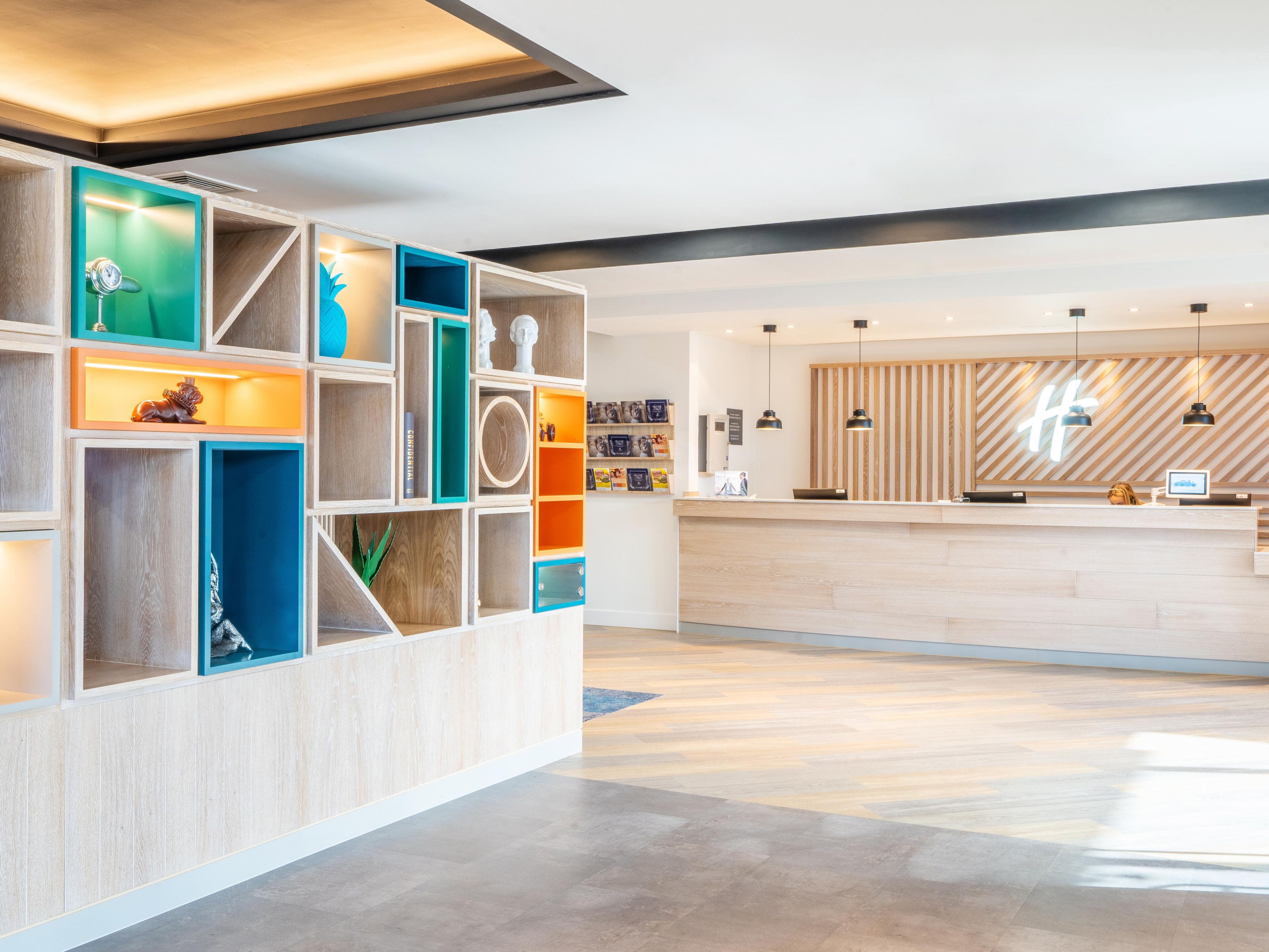 The hotel is ideally situated just a short walk away from the town centre and train station. Our convenient location means just a 30 minute train journey into Central London.