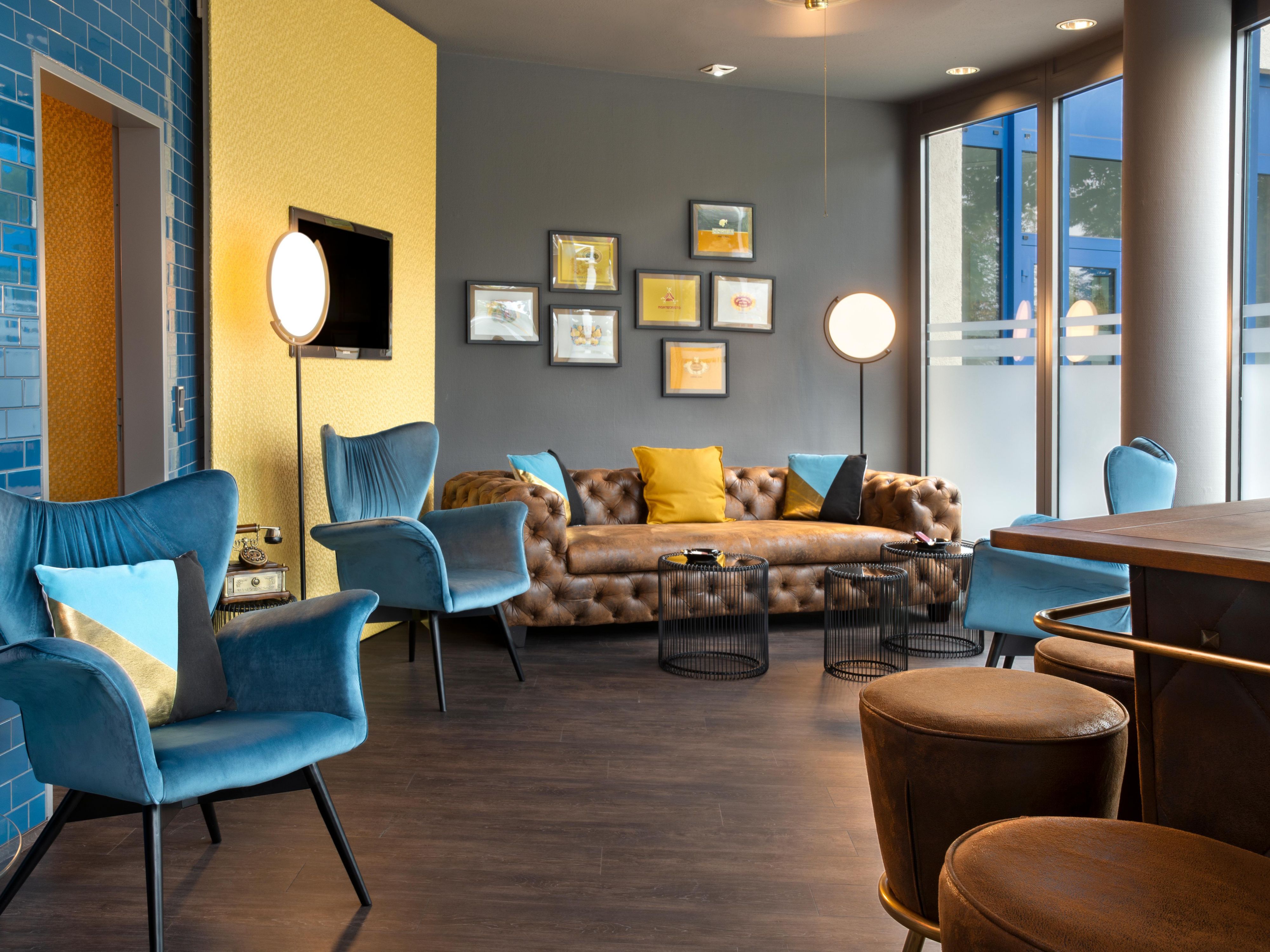 Get energised in our Fitness Centre, relax in our wellness area, or unwind in the cigar lounge. Savour delicious on-site dining and take advantage of our business centre, modern media lounge and free Wi-Fi throughout the property. Our thoughtfully designed amenities ensure both business and leisure travellers enjoy a memorable experience.