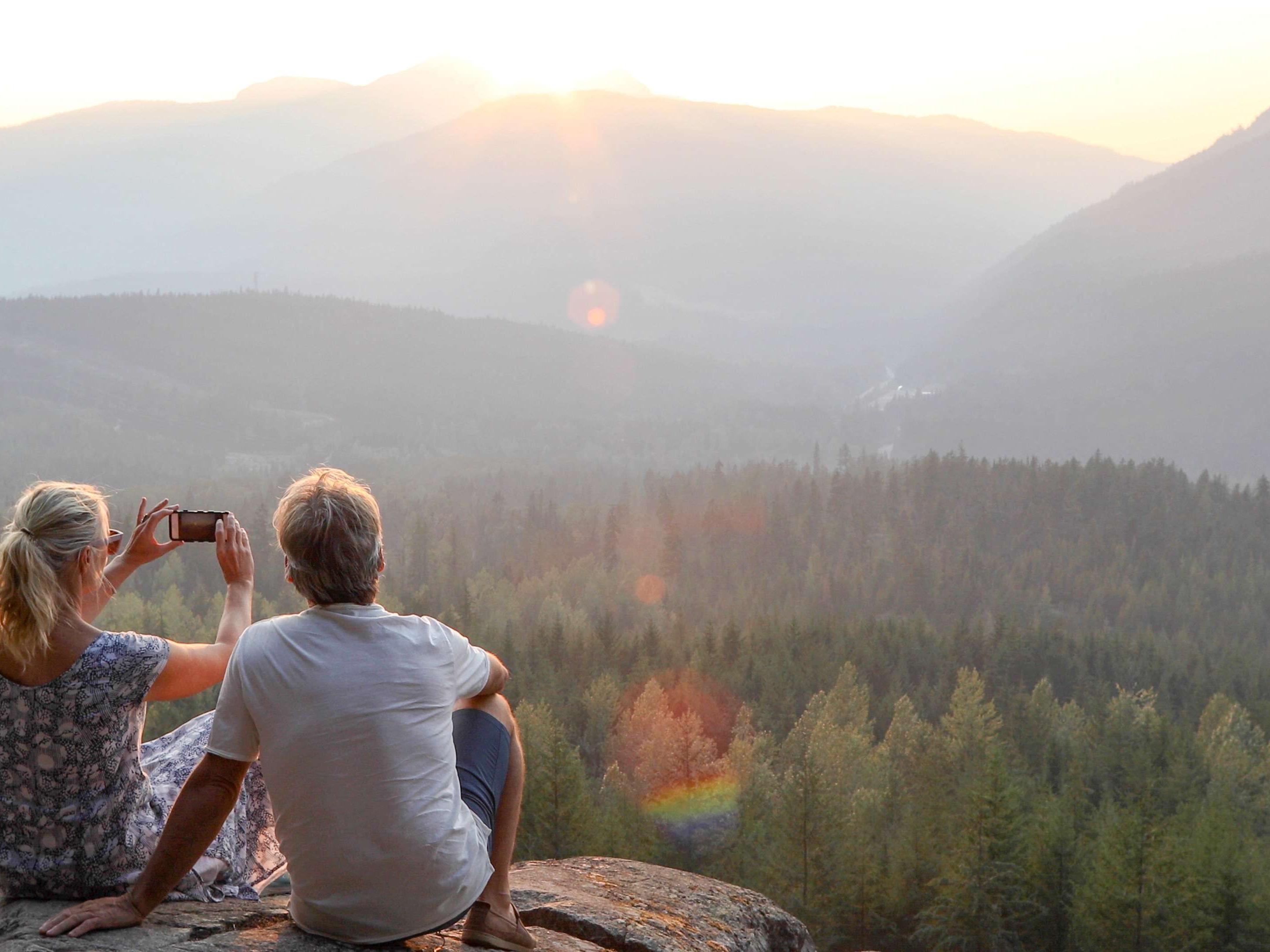 We have created a list of our favourite activities and things to do in beautiful Sudbury. We love outdoor fun and luckily Sudbury has some of the most breathtaking scenery in the province - from pristine lakes to walking trails second to none, we've got it all. We offer flexible rates and great deals - we can't wait to see you!