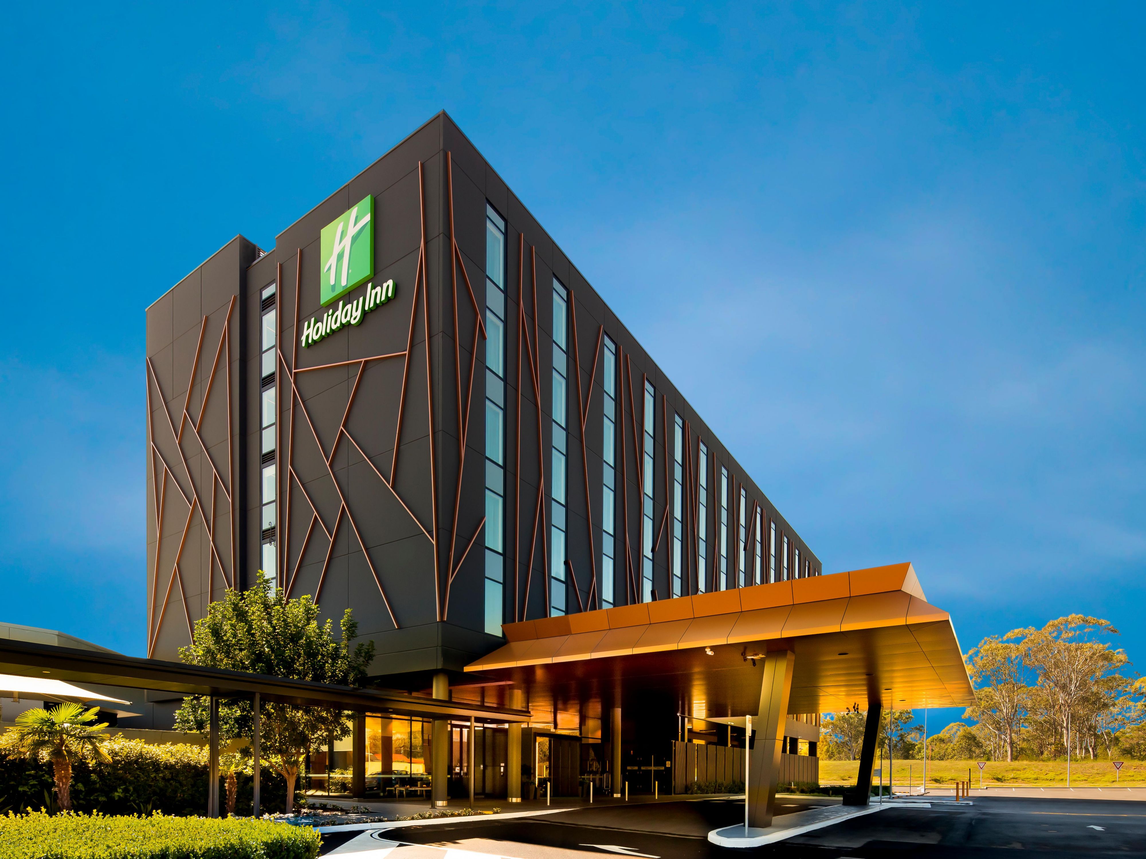 Welcome to Holiday Inn Sydney St Marys!