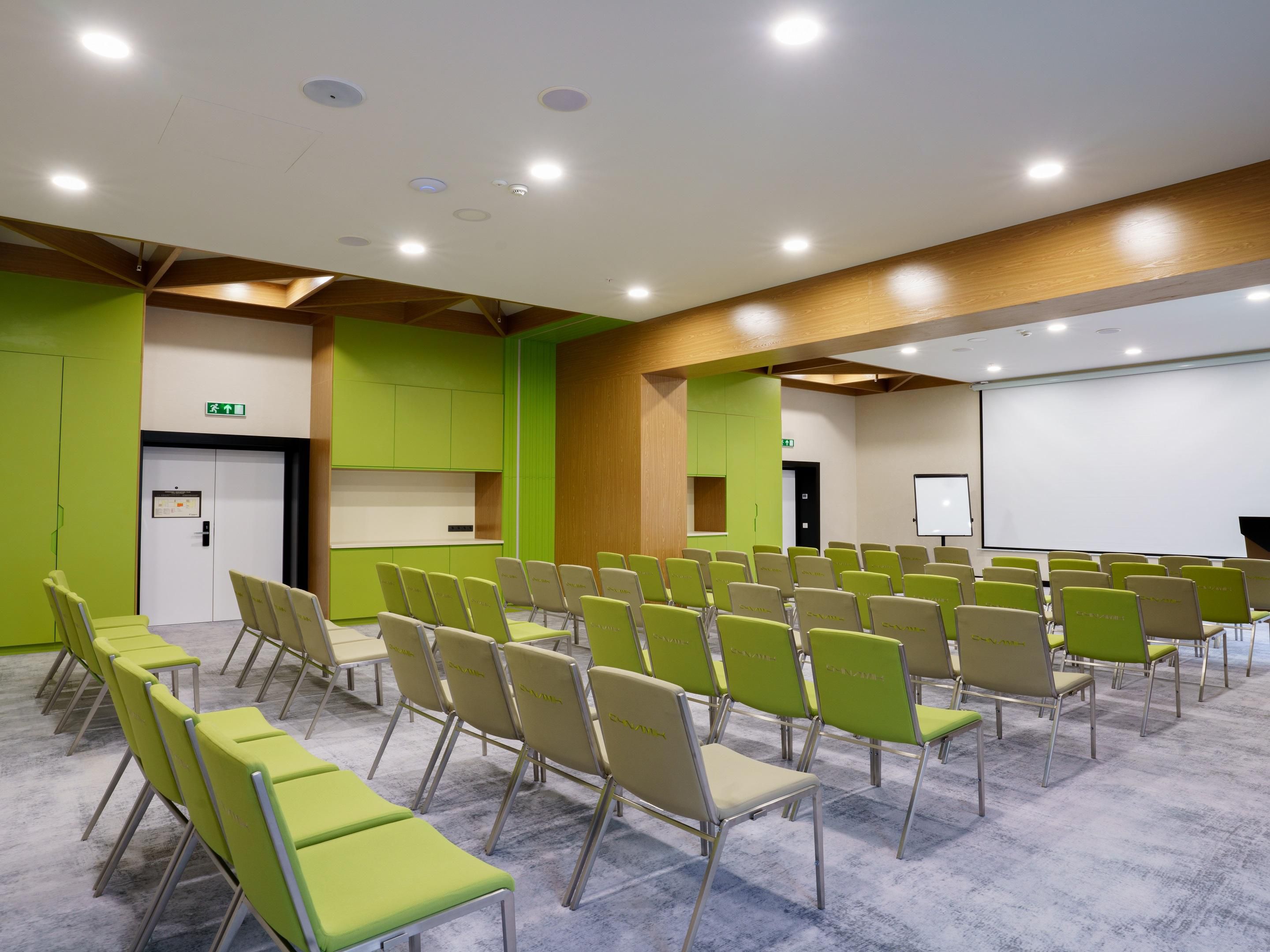 Welcome to bright and modern spaces with natural light that'll fill you with inspiration. An additional charm to your event will be given by a stunning view of the elegant Boulevard residential area and hot, freshly made croissants at the coffee break. As a pleasant bonus there is all-season terrace to talk over a cup of coffee.