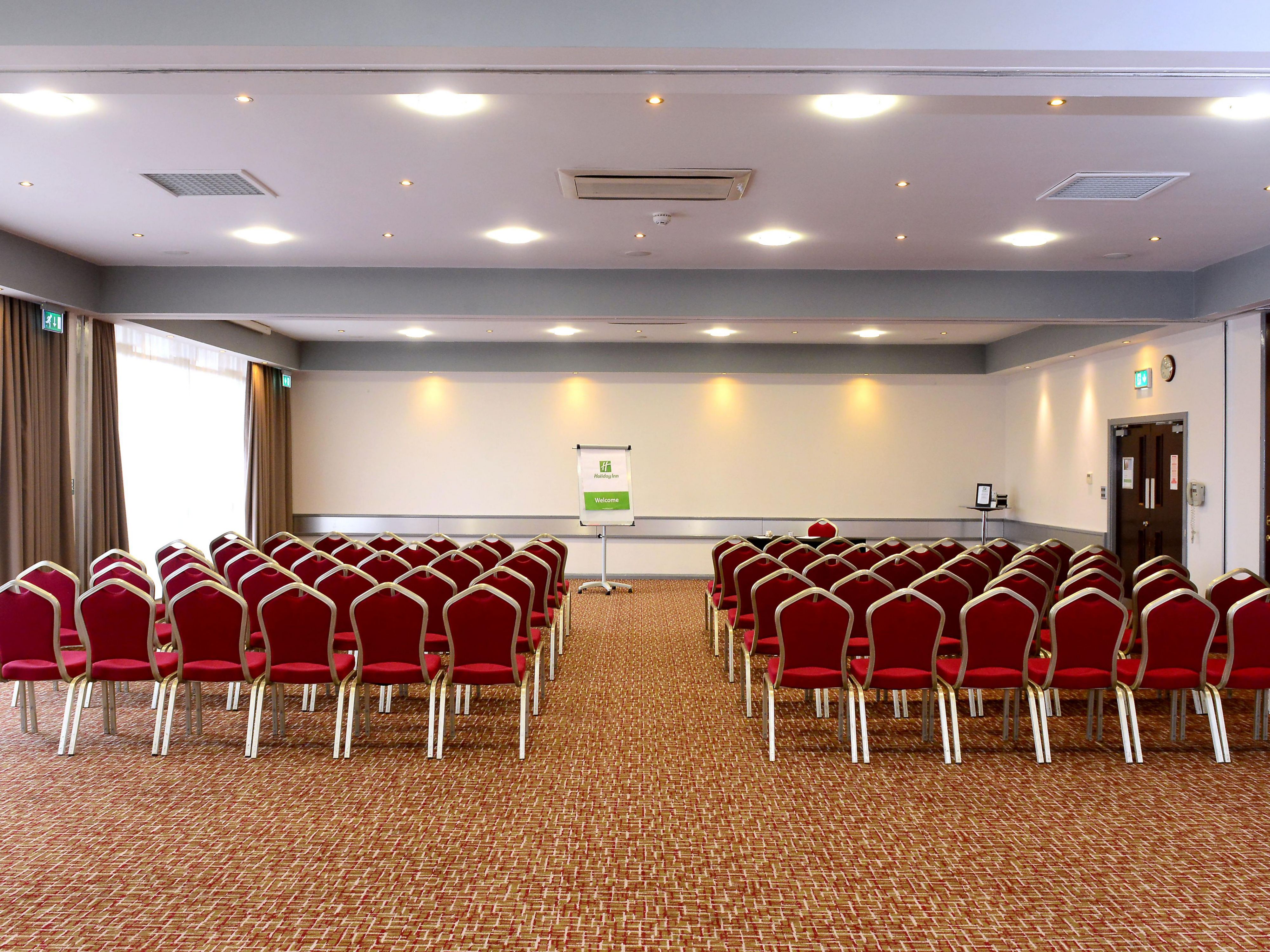We have five versatile meeting rooms with air-conditioning, windows and WiFi. The The refurbished Pritchard suite is a stylish choice. 
A dedicated event planner will help you plan to ensure the event is a success.  Whether you are holding a training course, product launch, seminar, dinner or wedding, we have the facilities and experience you need.