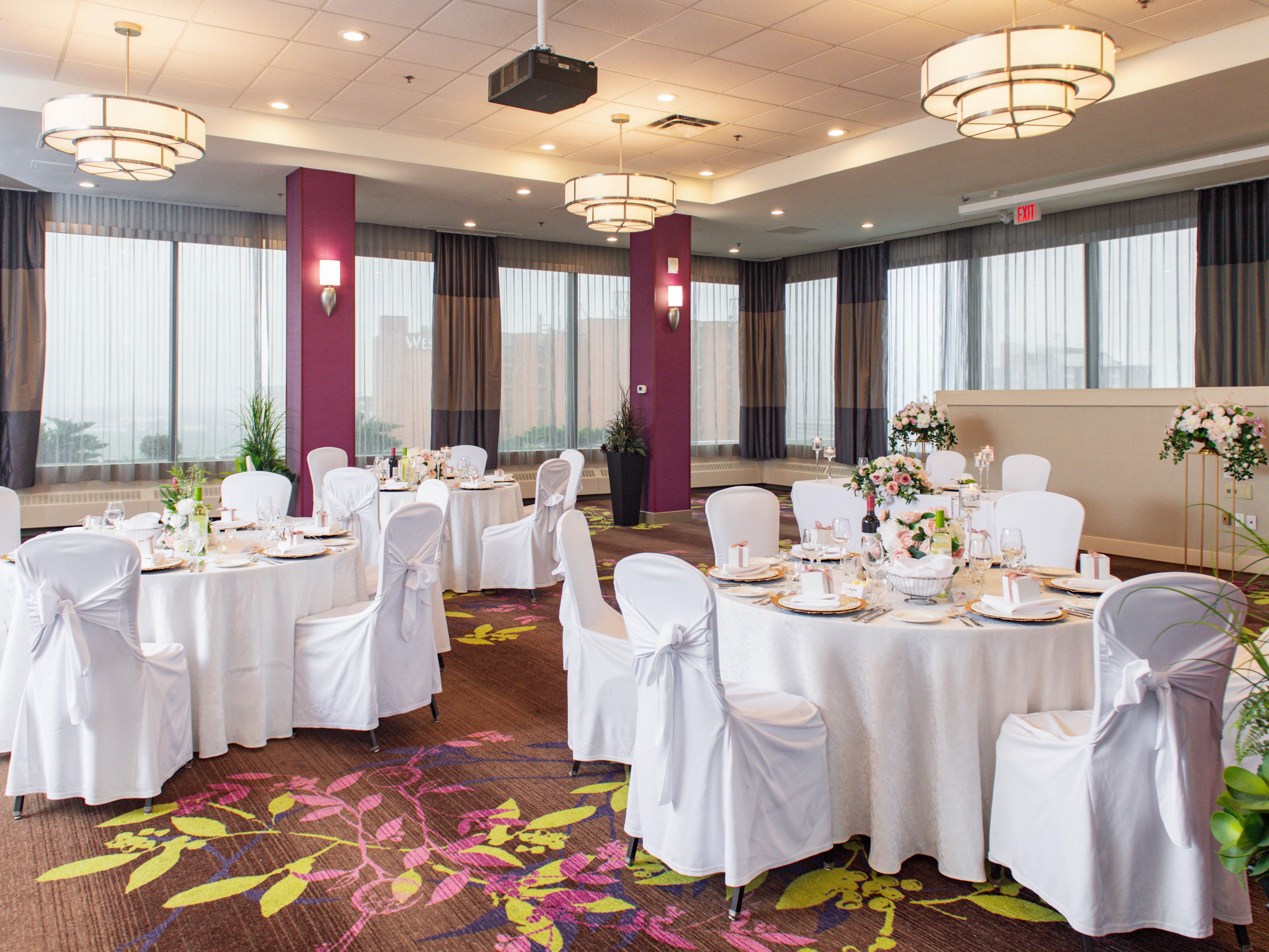 Are you searching for the prefect venue to host your dream wedding? Our stunning location offers everything you need to make your special day unforgettable. With breathtaking scenery to exquisite facilities and top-notch service, we are committed to ensuring every detail of your wedding is flawless. 