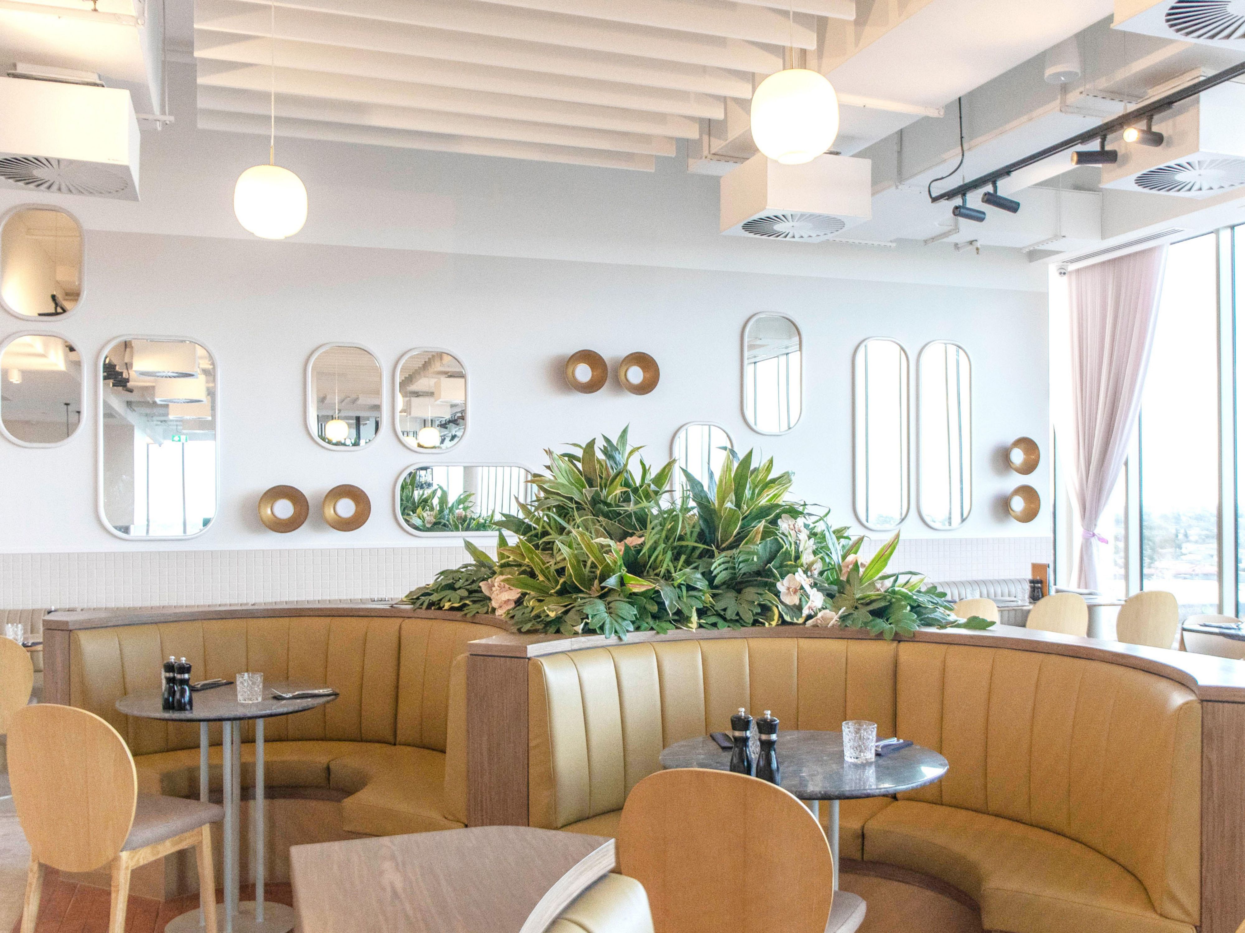 Kids aged 12 and under stay for free & eat free any time of the day at the Rosana Bistro + Bar! Serving delicious modern Australian cuisine all day long.