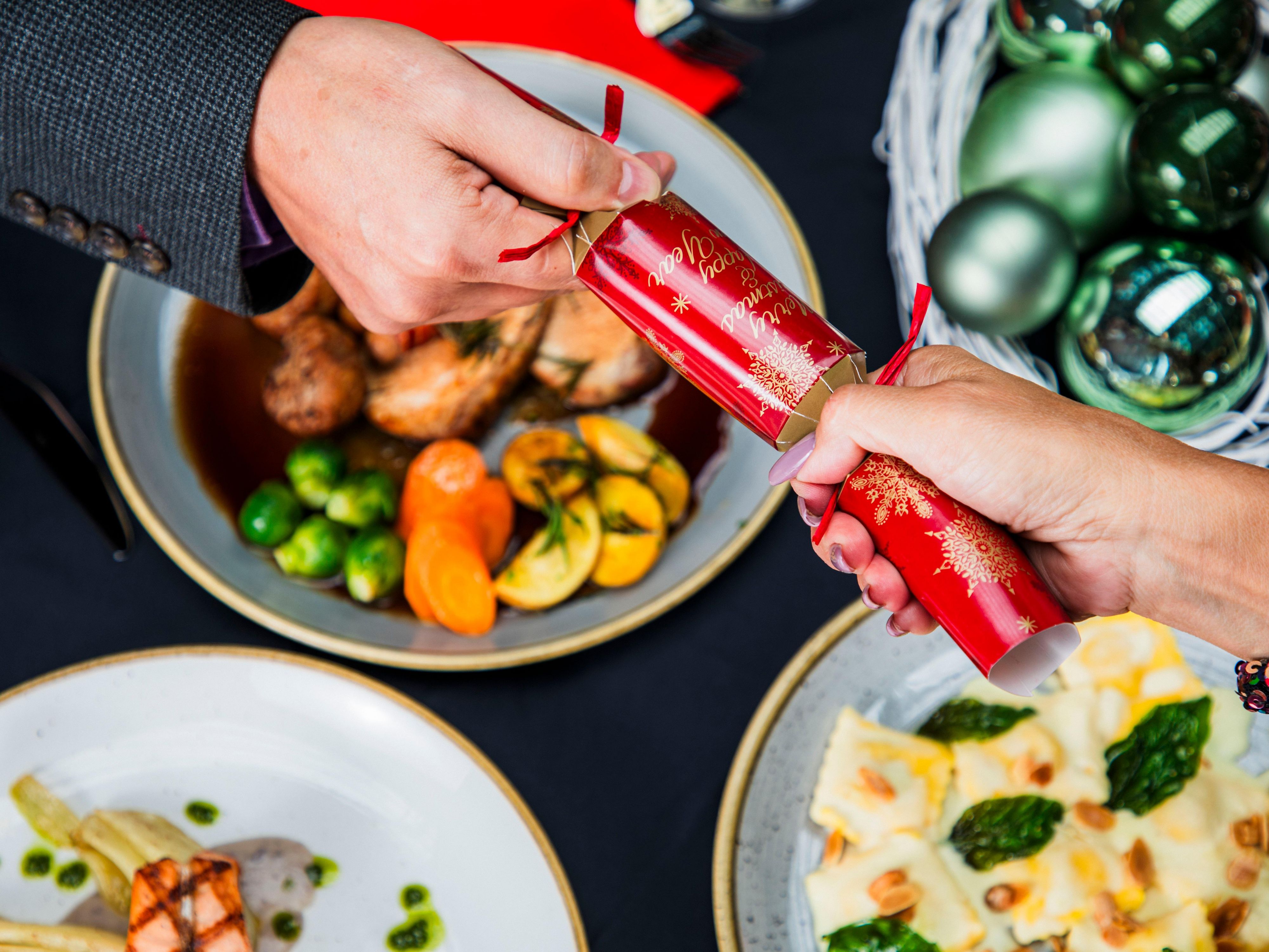 Celebrate the festive season at Holiday Inn Heathrow, offering dedicated event spaces suitable for gatherings with colleagues, friends, or family. Conveniently located near Heathrow Airport, the hotel provides easy access.